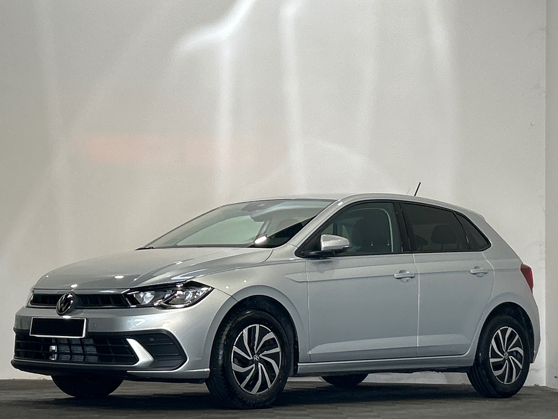 VOLKSWAGEN POLO Edition 1.0 TSI 95 DSG