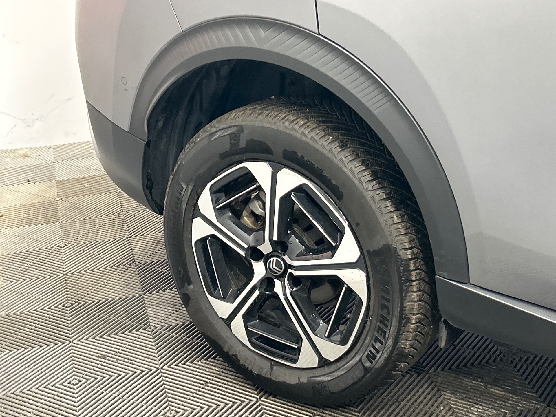 CITROEN C3 AIRCROSS Hybride 145 E-dcs6 MAX — expertise