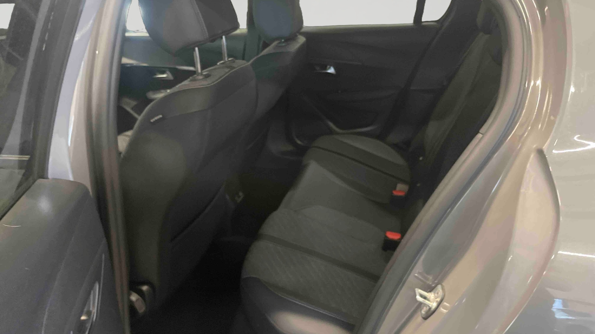 PEUGEOT 208 PureTech 100 S&S BVM6 Allure