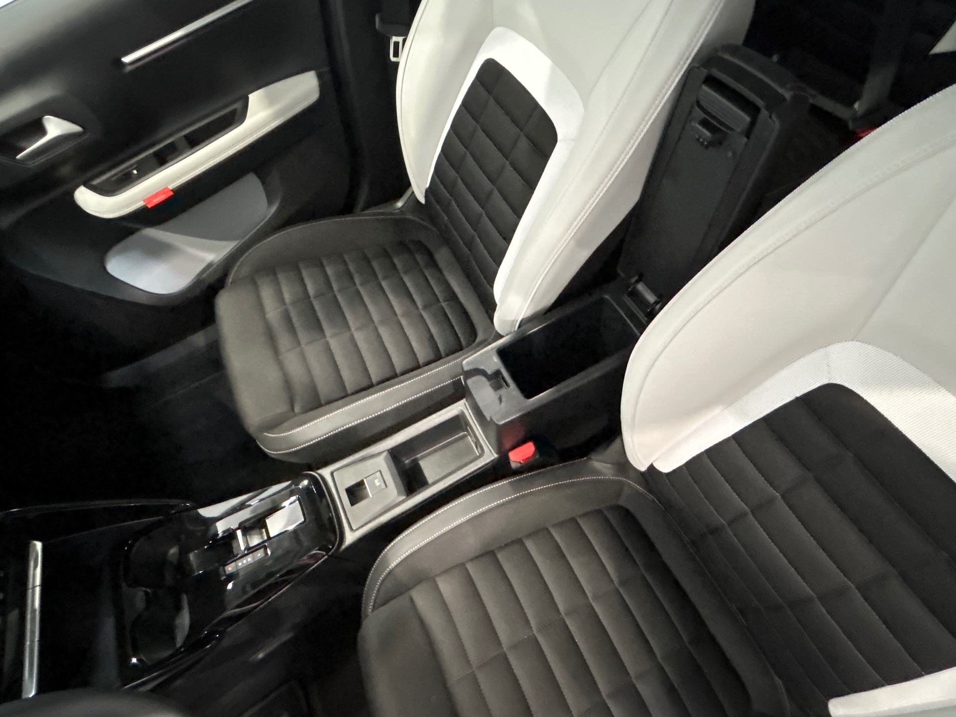 CITROEN C3 AIRCROSS Hybride 145 E-dcs6 MAX