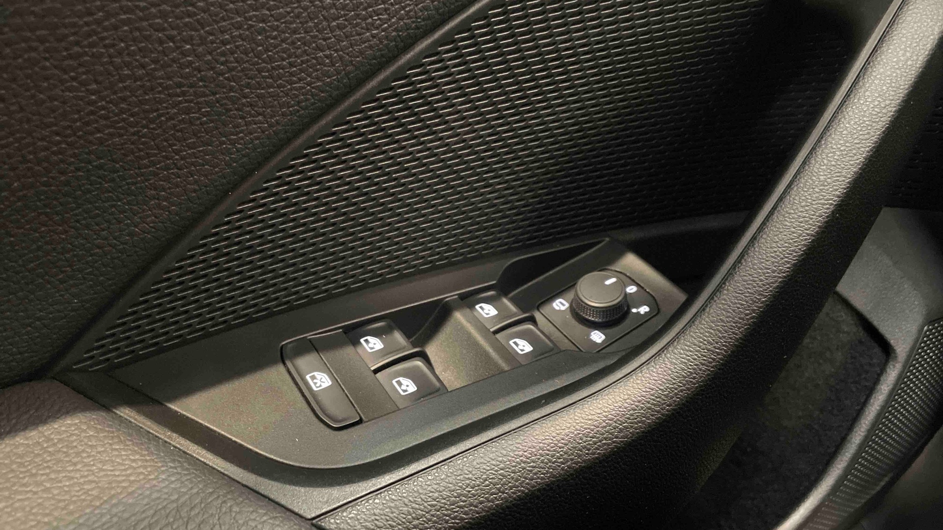 SKODA OCTAVIA COMBI COMBI Selection 2.0 TDI 150 DSG