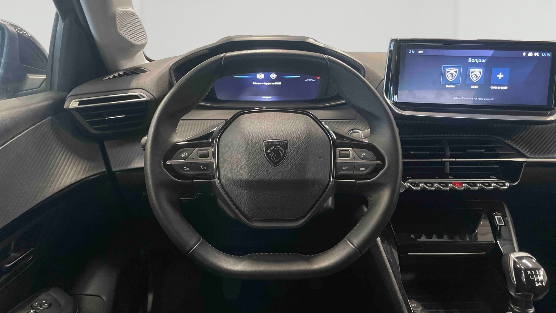 PEUGEOT 208 PureTech 100 S&S BVM6 Allure