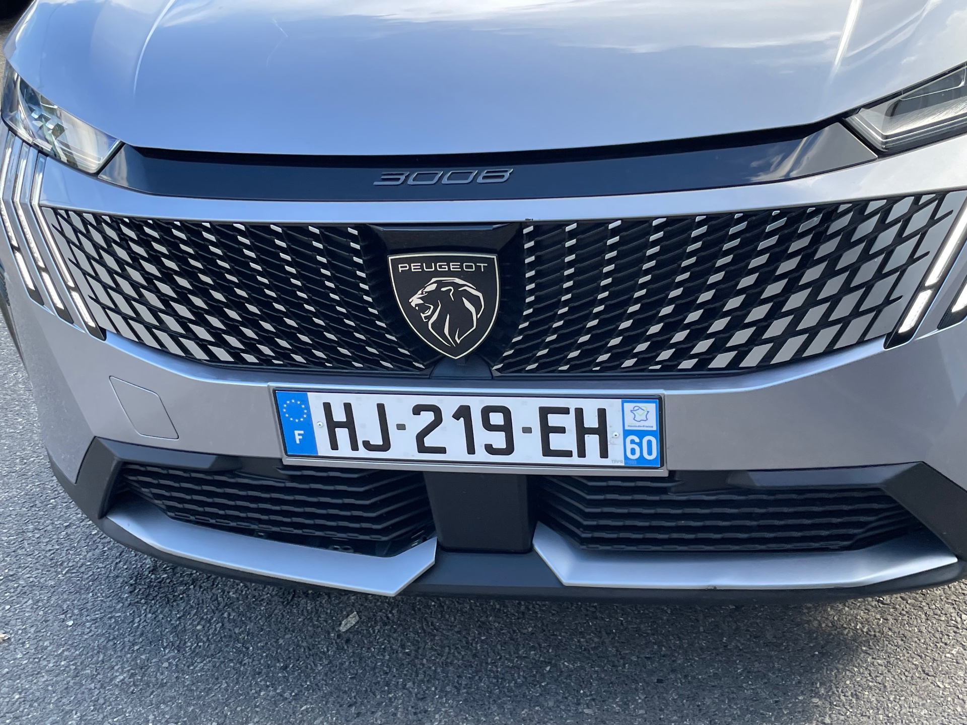 PEUGEOT 3008 Hybrid 145 e-DCS6 Allure — expertise