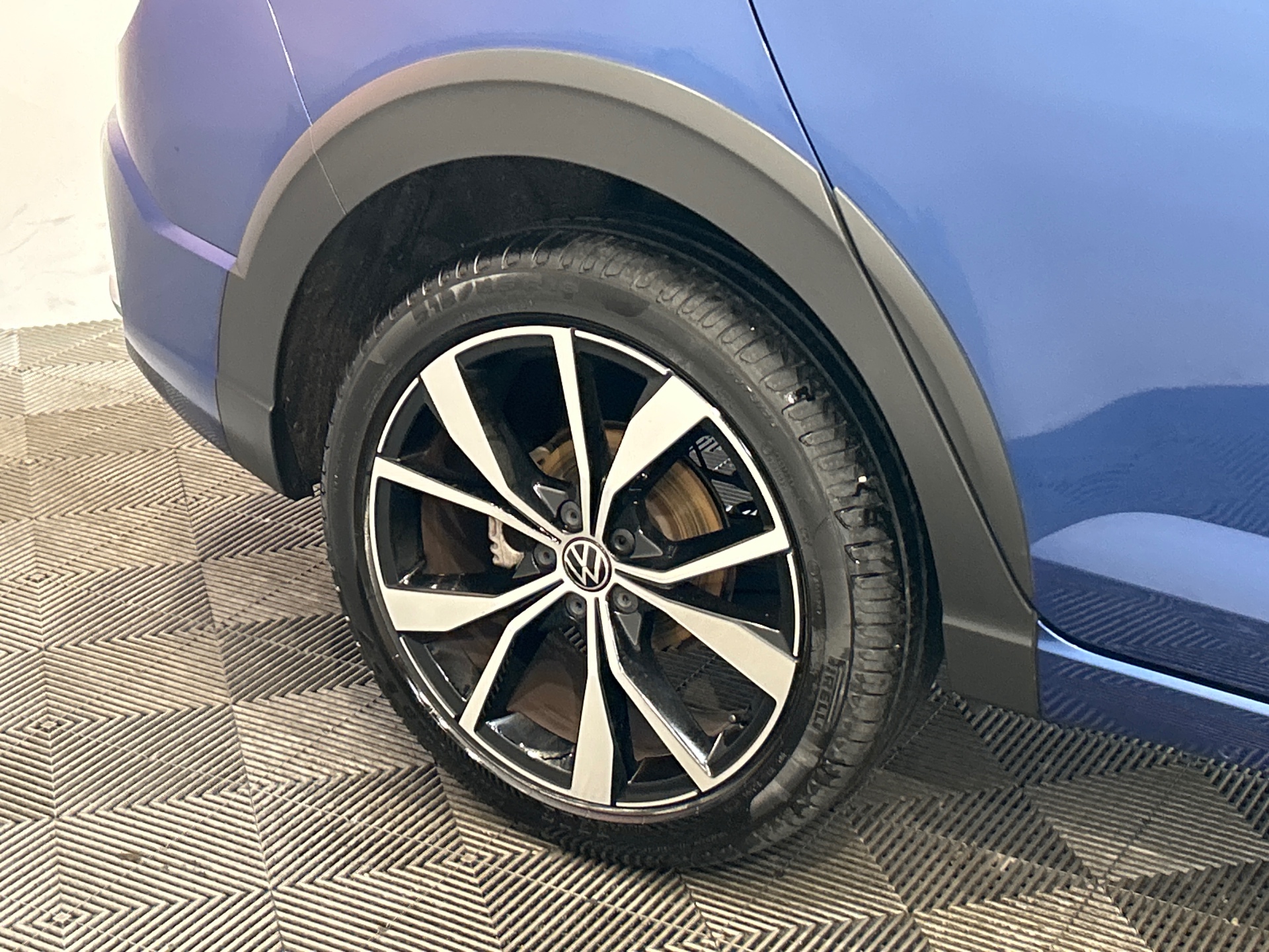 VOLKSWAGEN TAIGO R-Line Edition 1.0 TSI 116 DSG — expertise