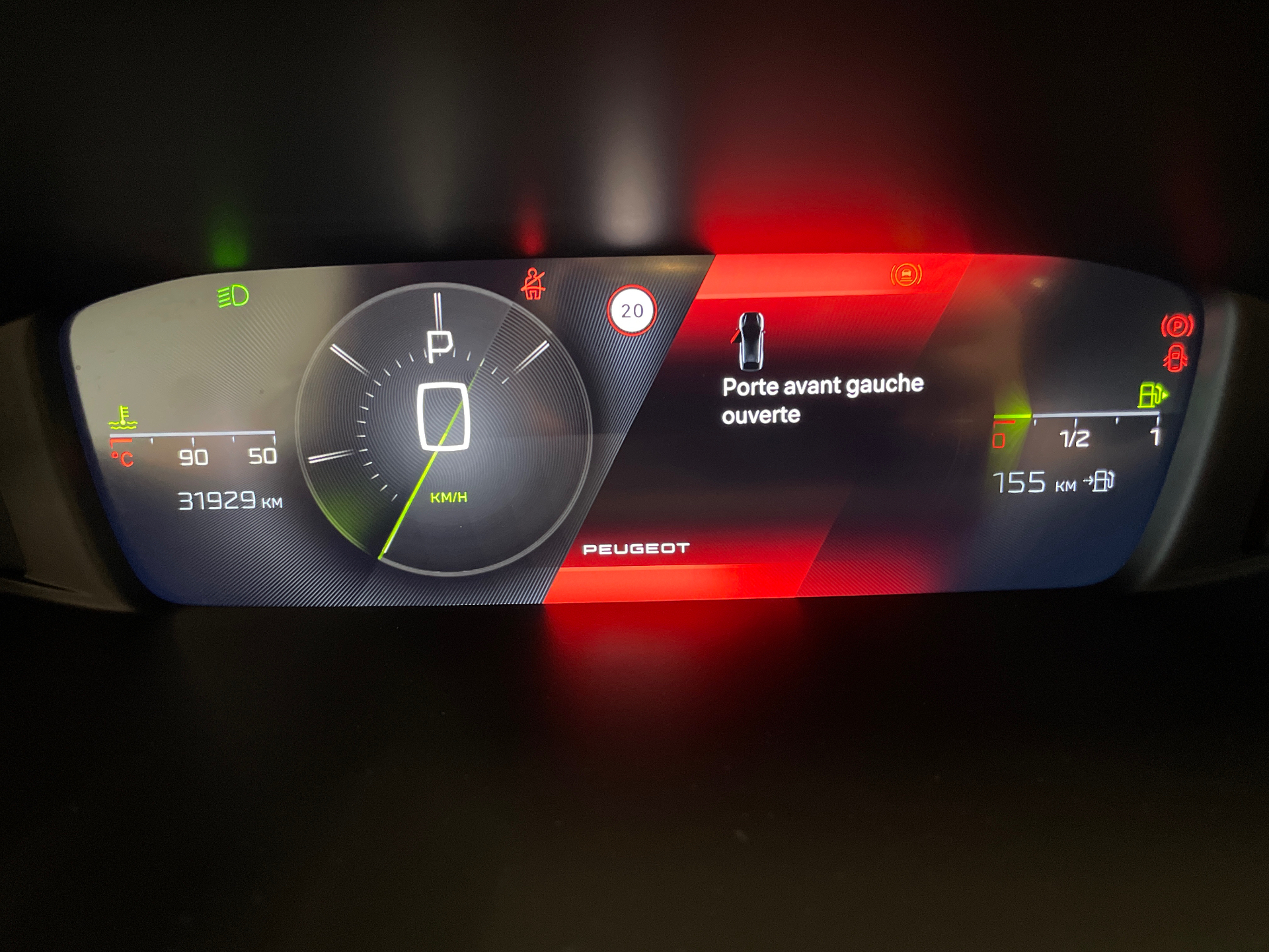 PEUGEOT 408 Allure Hybrid 145 ch e-DCS6 — expertise