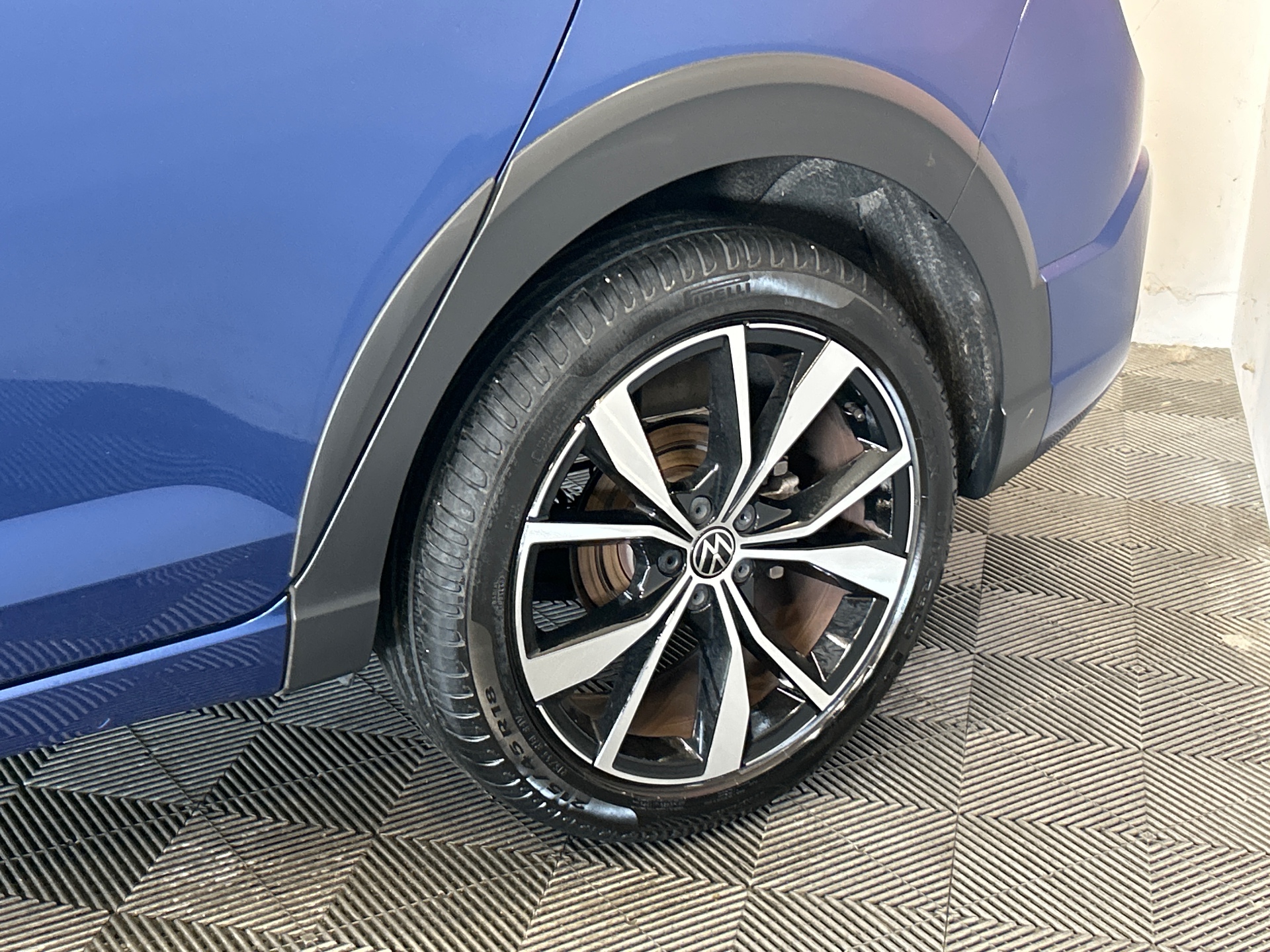 VOLKSWAGEN TAIGO R-Line Edition 1.0 TSI 116 DSG — expertise