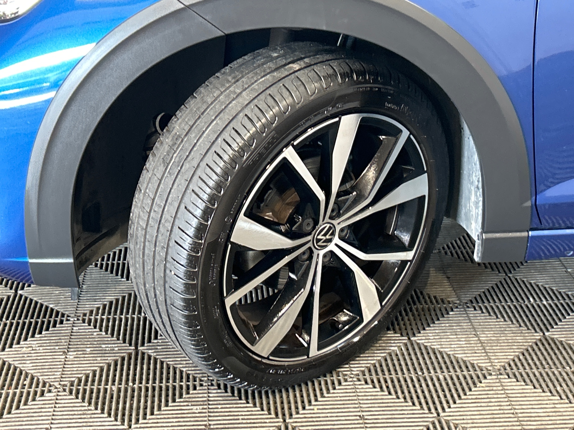 VOLKSWAGEN TAIGO R-Line Edition 1.0 TSI 116 DSG — expertise
