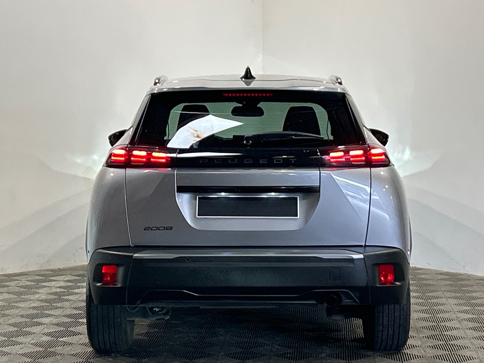 PEUGEOT 2008 ALLURE 100 CH BVM6