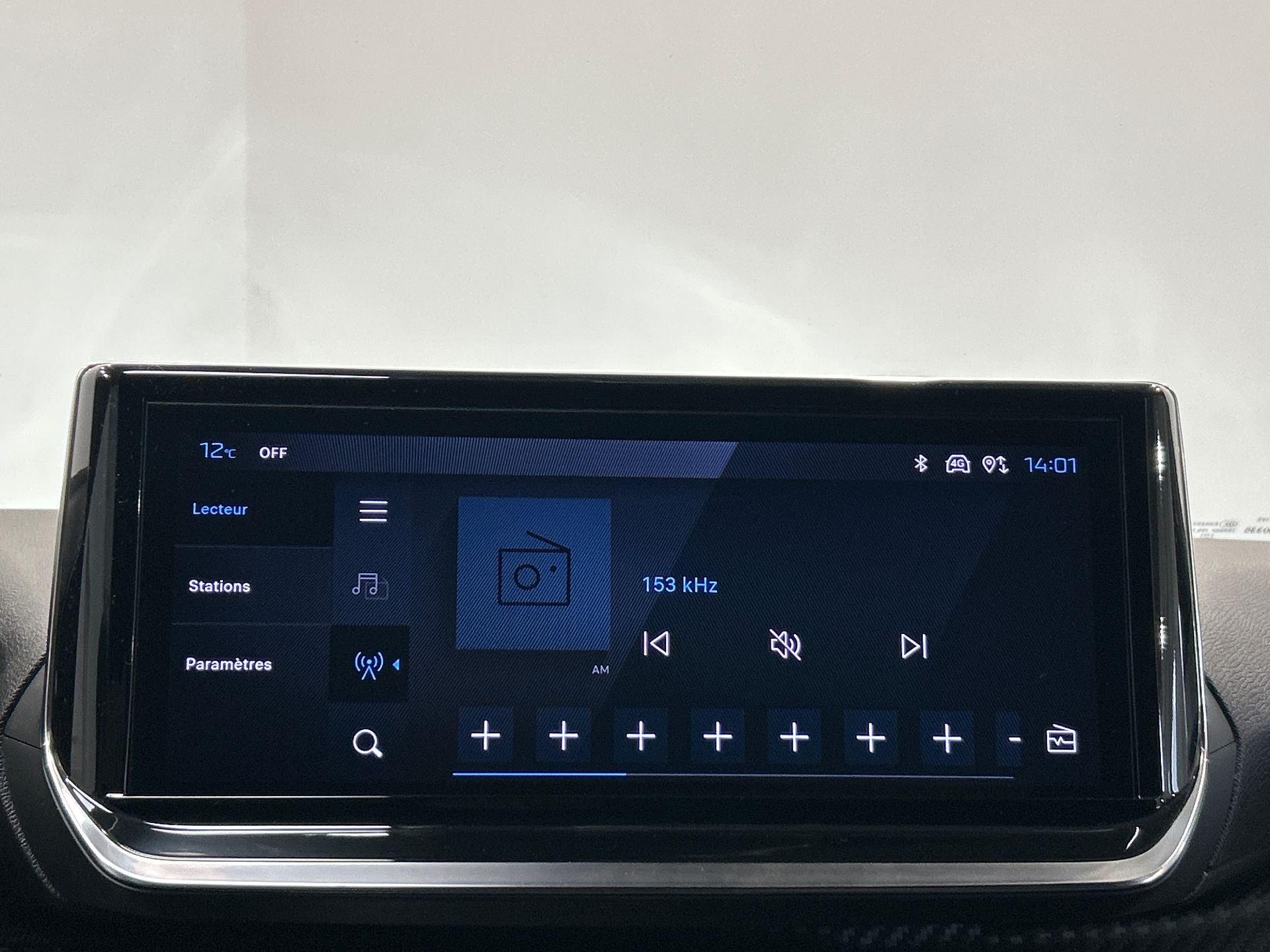 PEUGEOT 2008 ALLURE 100 CH BVM6