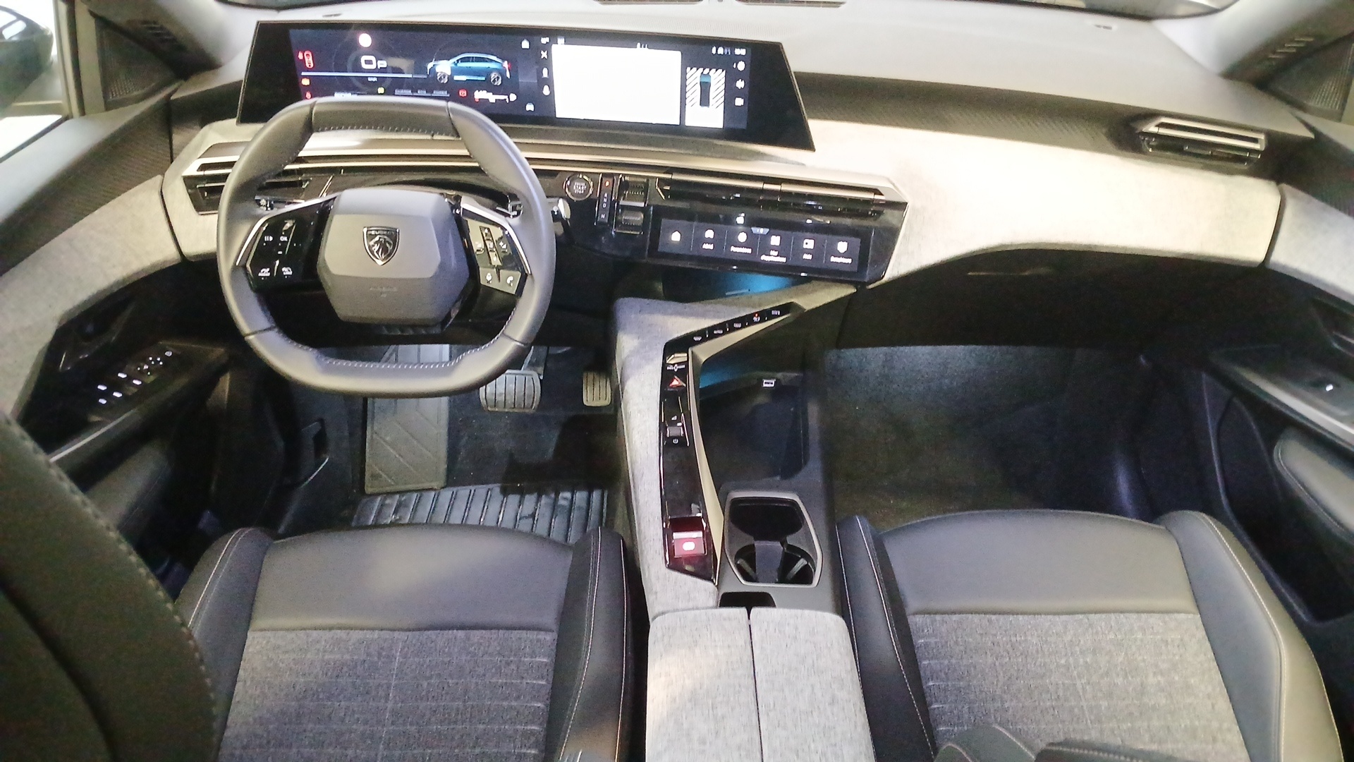 PEUGEOT 3008 Allure Hybrid 145 ch e-DCS6
