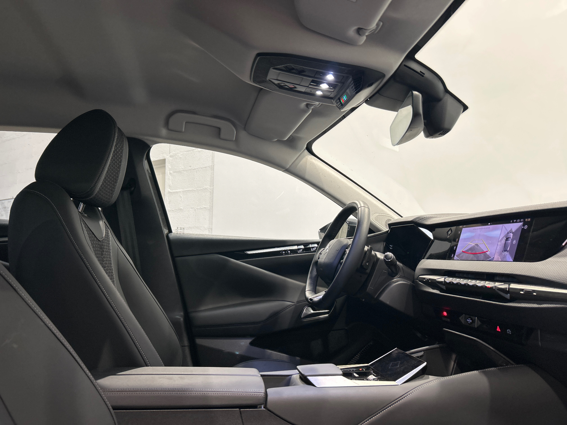 DS DS 4 4 E-TENSE 225 CROSS TROCADERO