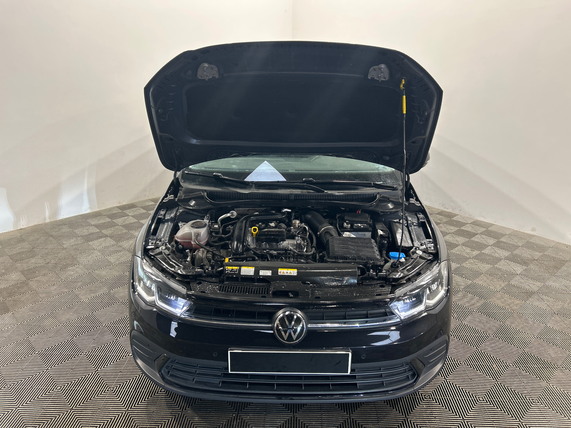 VOLKSWAGEN POLO VW Edition 1.0 TSI 95 — expertise