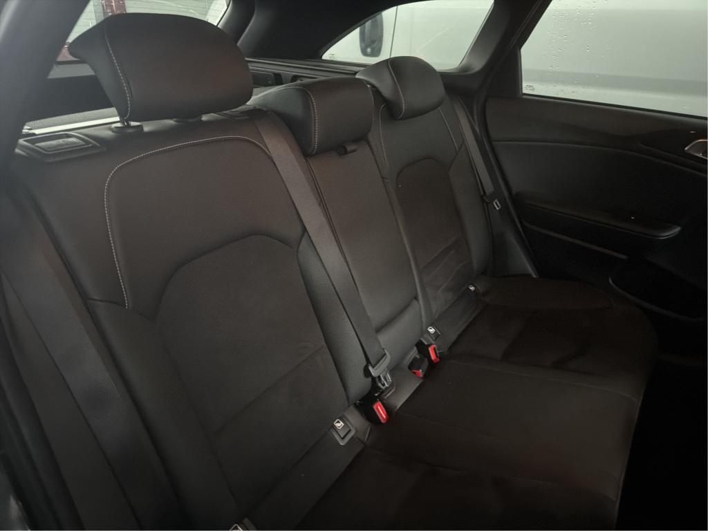 KIA CEED SW 1.6 CRDi 136 ch MHEV DCT7 GT Line Premium
