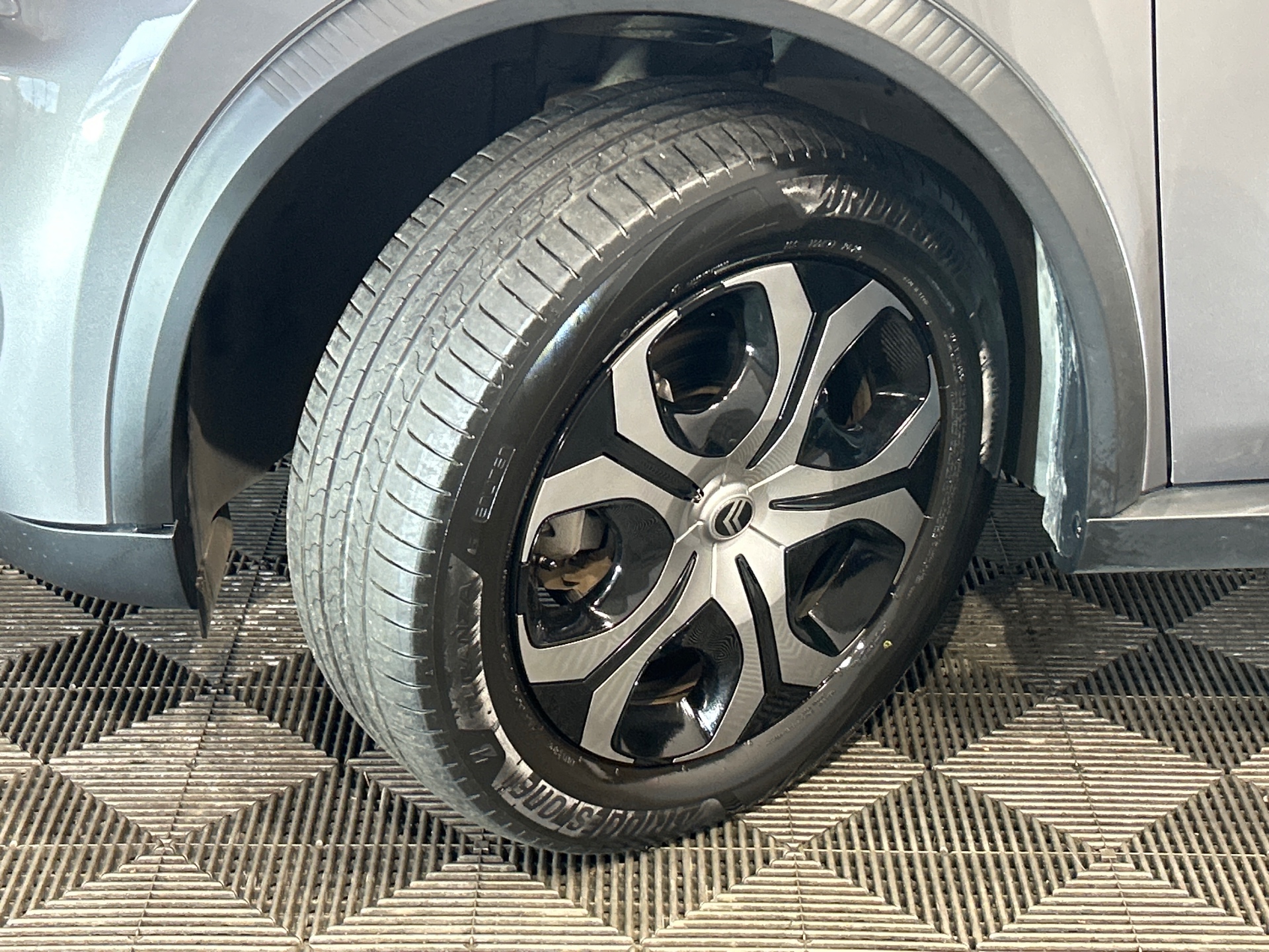 CITROEN C3 AIRCROSS Hybride 145 E-dcs6 PLUS — expertise