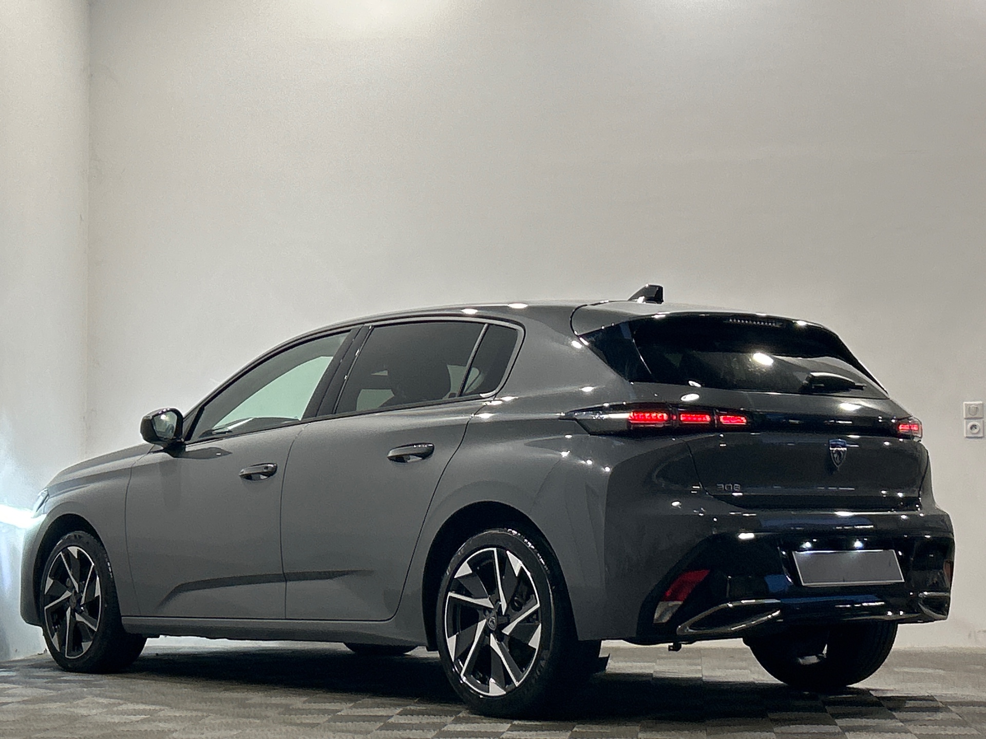 PEUGEOT 308 Allure Hybrid 145 ch e-DCS6