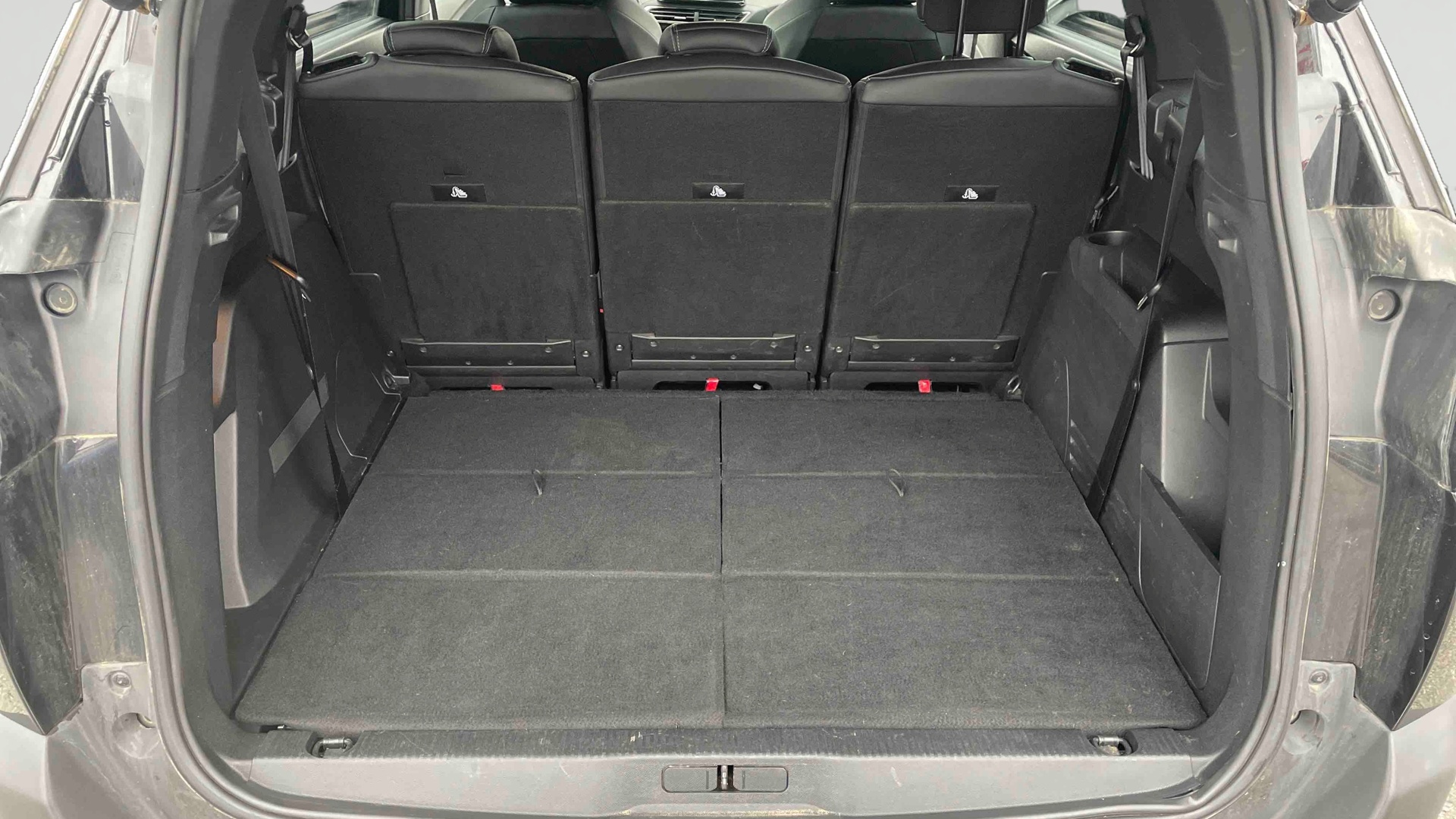 PEUGEOT 5008 ALLURE PK BHDI 130 S&S EAT8