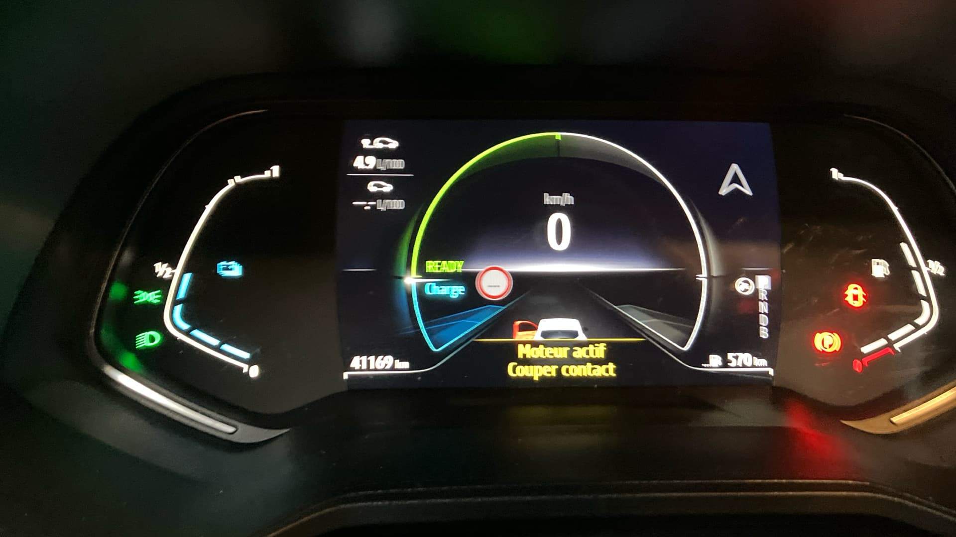 RENAULT CLIO V E-Tech 140 - 21N Business