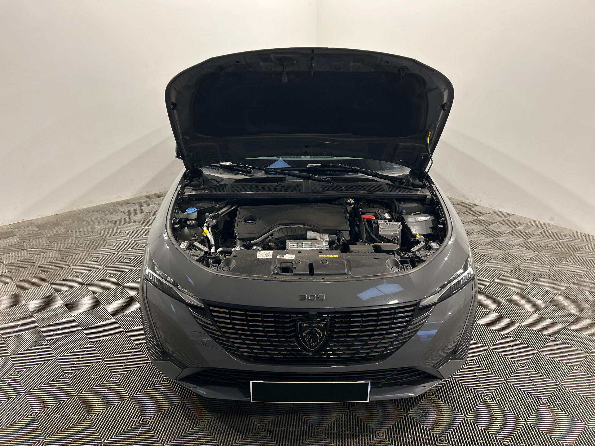 PEUGEOT 308 Allure Hybrid 145 ch e-DCS6 — expertise