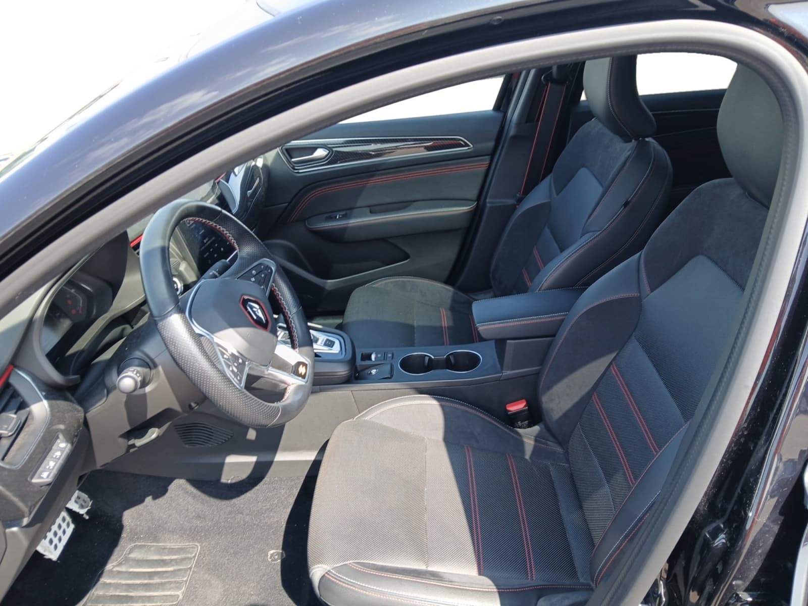 RENAULT ARKANA E-Tech 145 - 21B R.S. Line