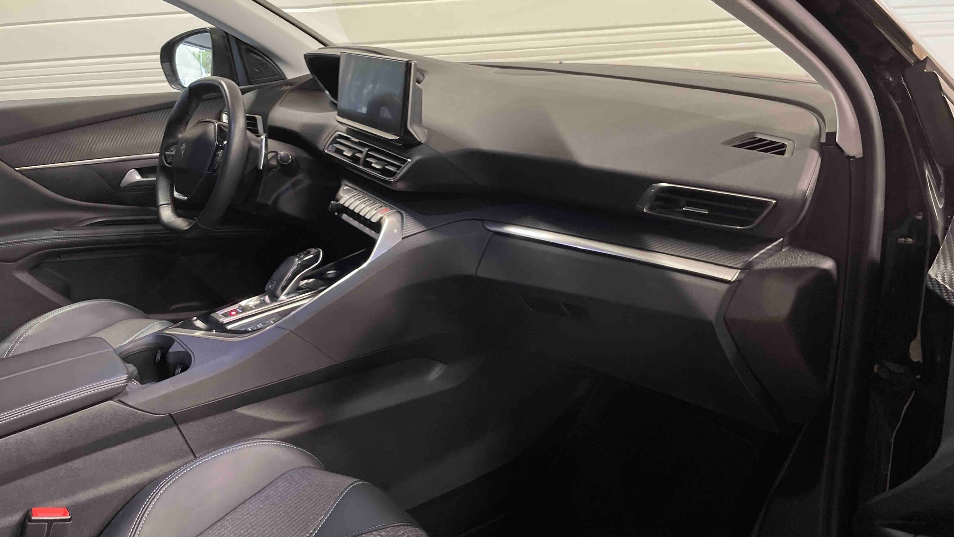 PEUGEOT 5008 BlueHDi 130ch S&S EAT8 Allure