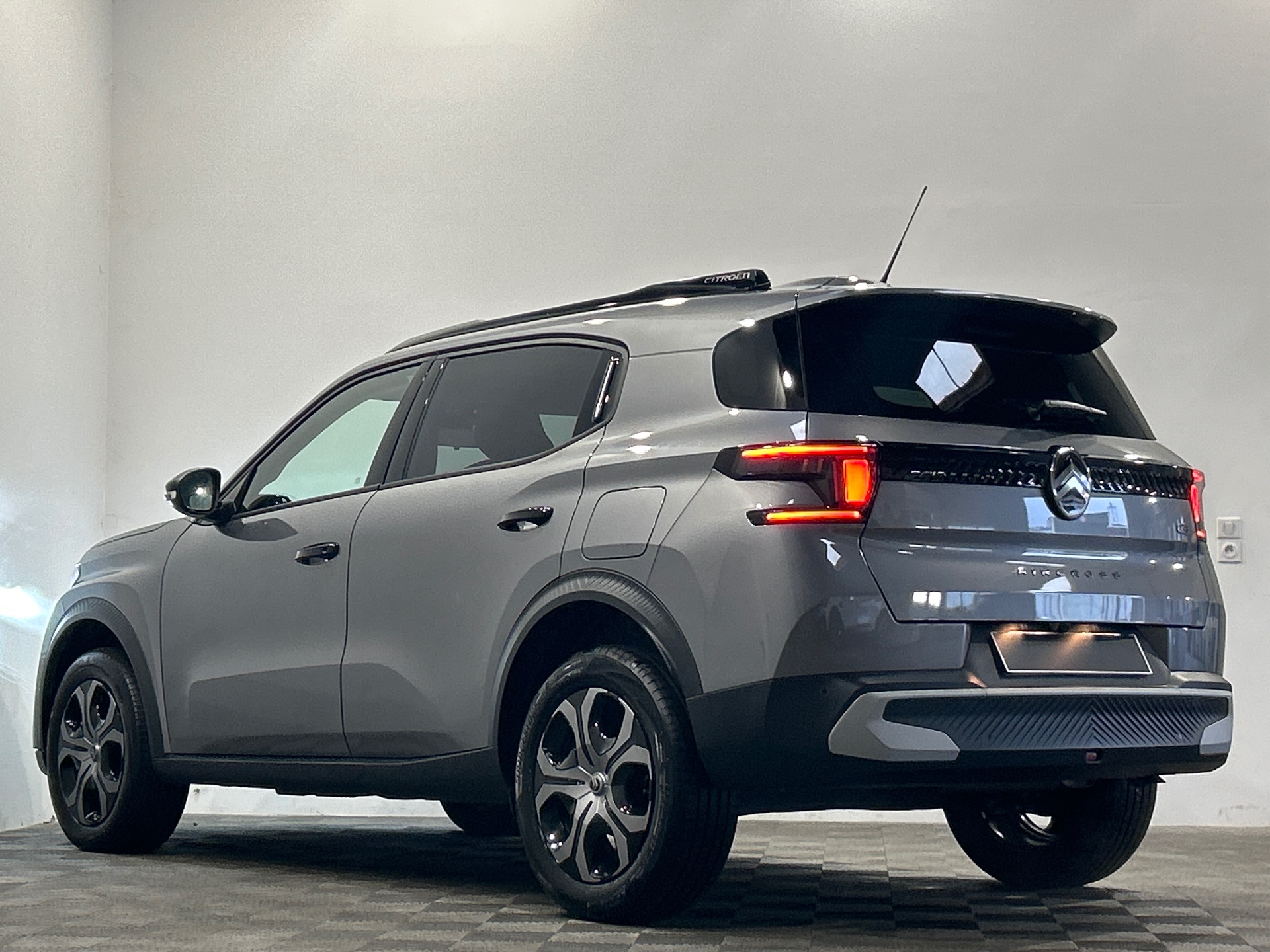 CITROEN C3 AIRCROSS Hybride 145 E-dcs6 PLUS