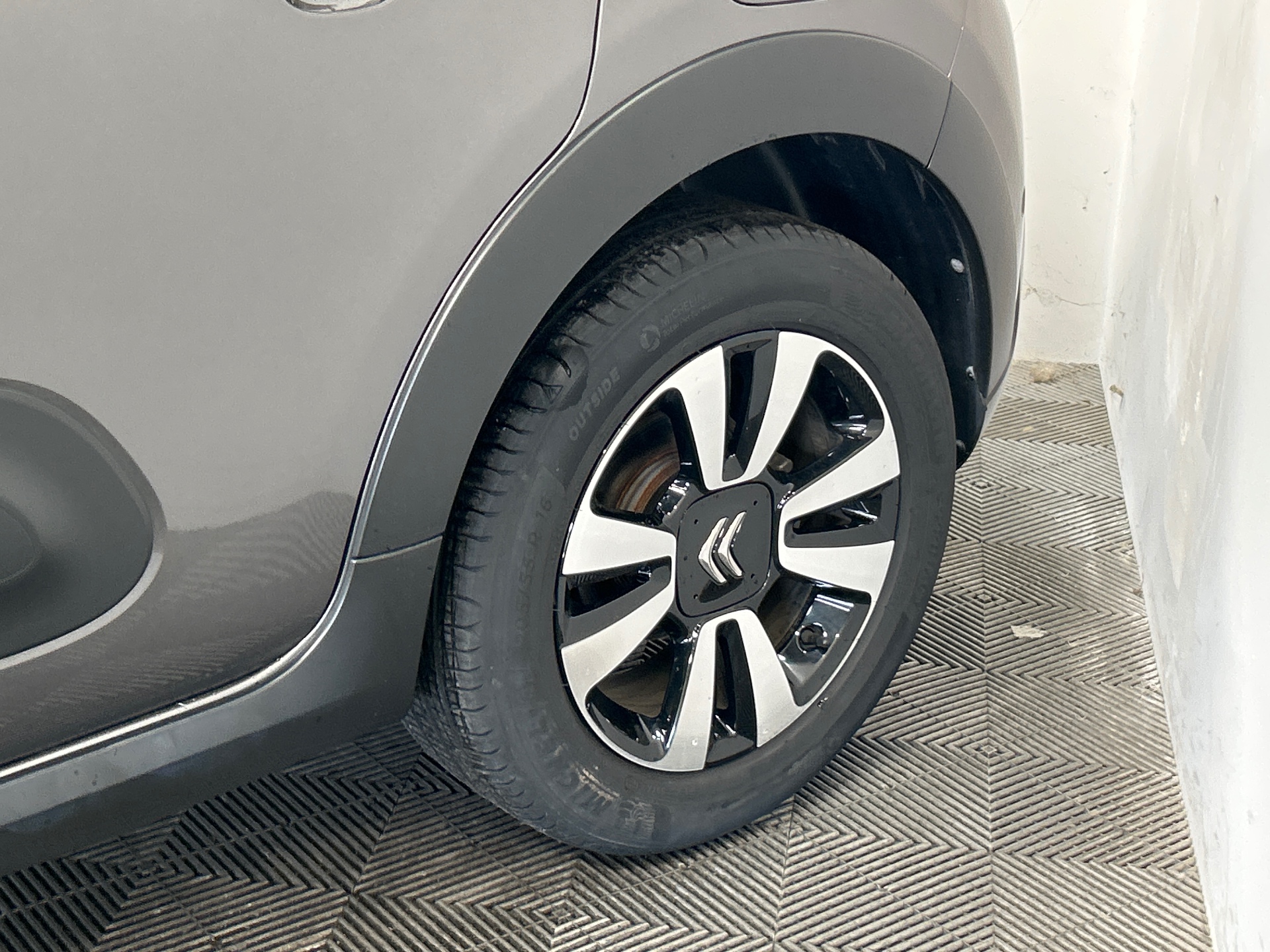 CITROEN C3 PT110 S&S BVM6 SHINE — expertise