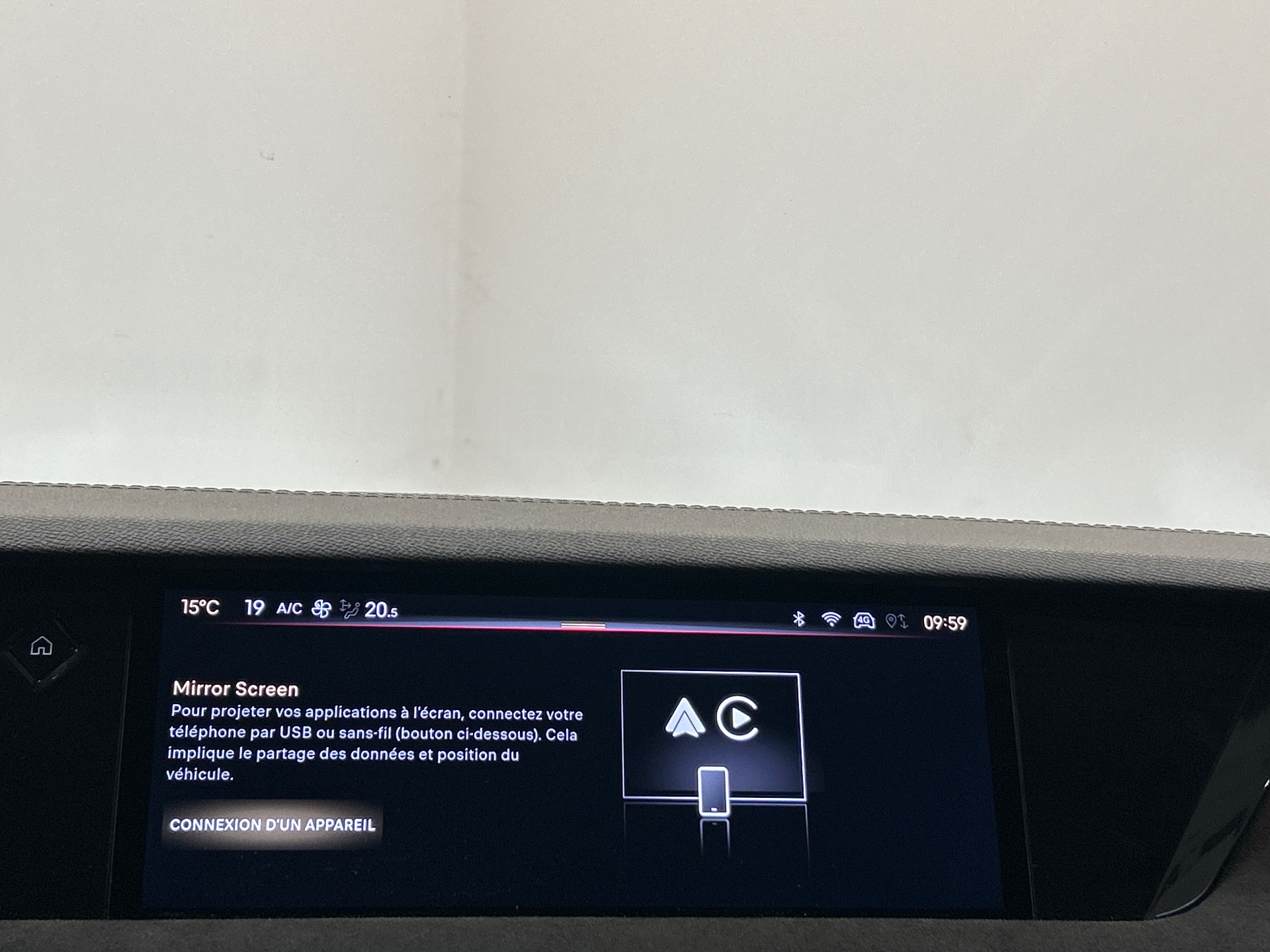 DS DS 4 4 HYBRIDE ÉTOILE  - ALCANTARA®