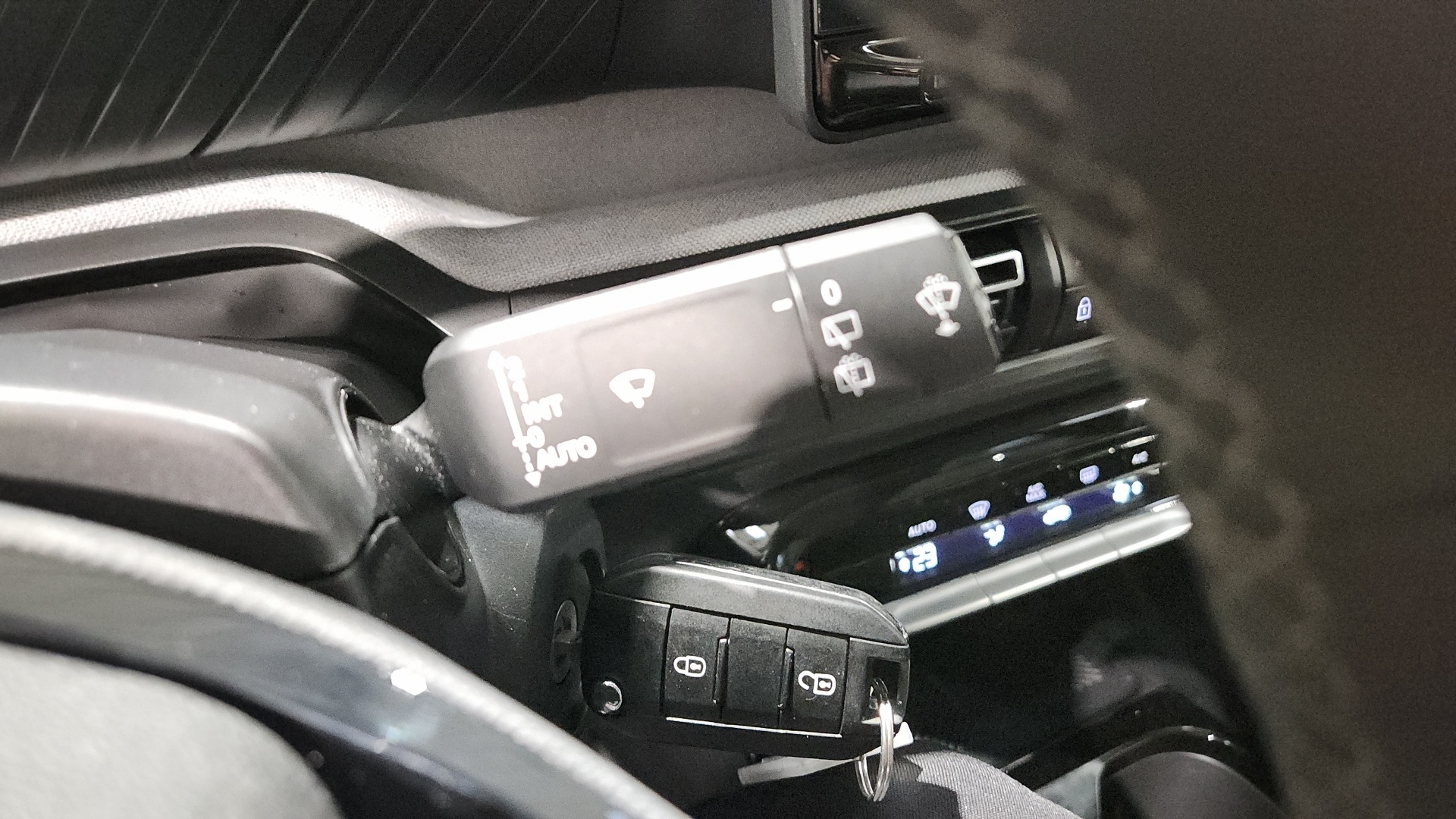 CITROEN C3 AIRCROSS Hybride 145 ch Aut Plus - 5P