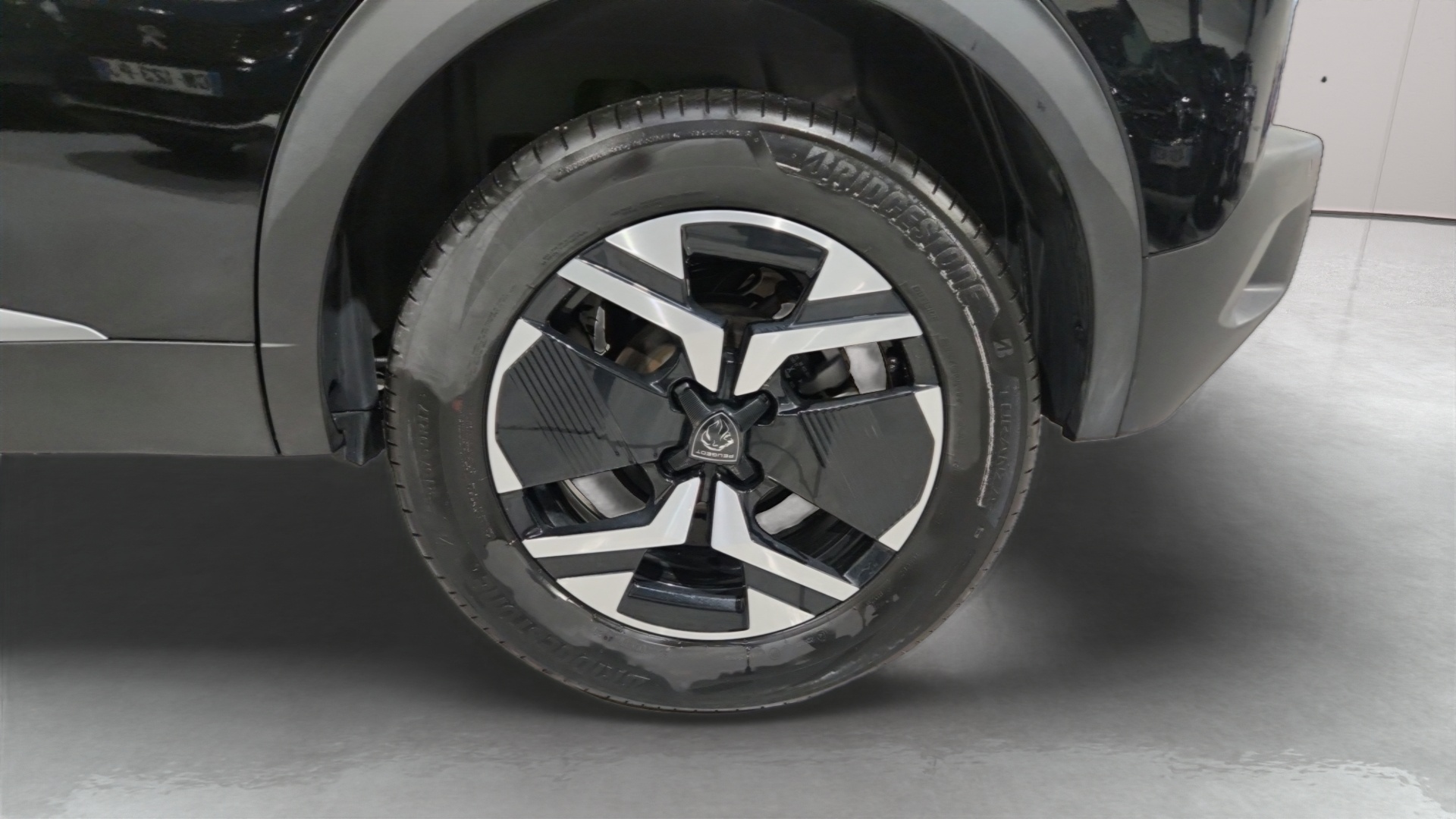 PEUGEOT 2008 Hybrid 145 ch e-DCS6 Allure - 5P