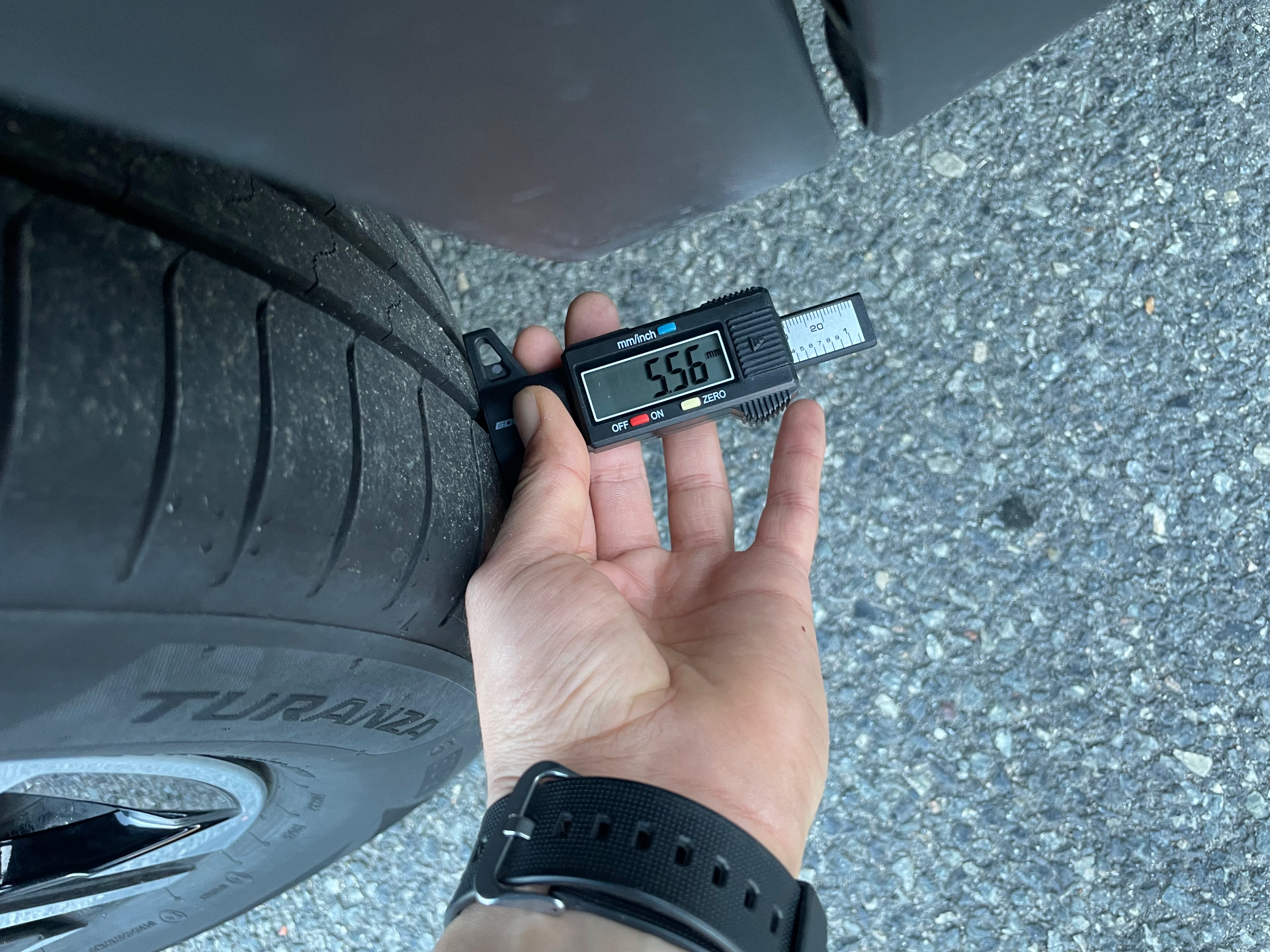 PEUGEOT 2008 Hybrid 145 ch e-DCS6 Allure — expertise