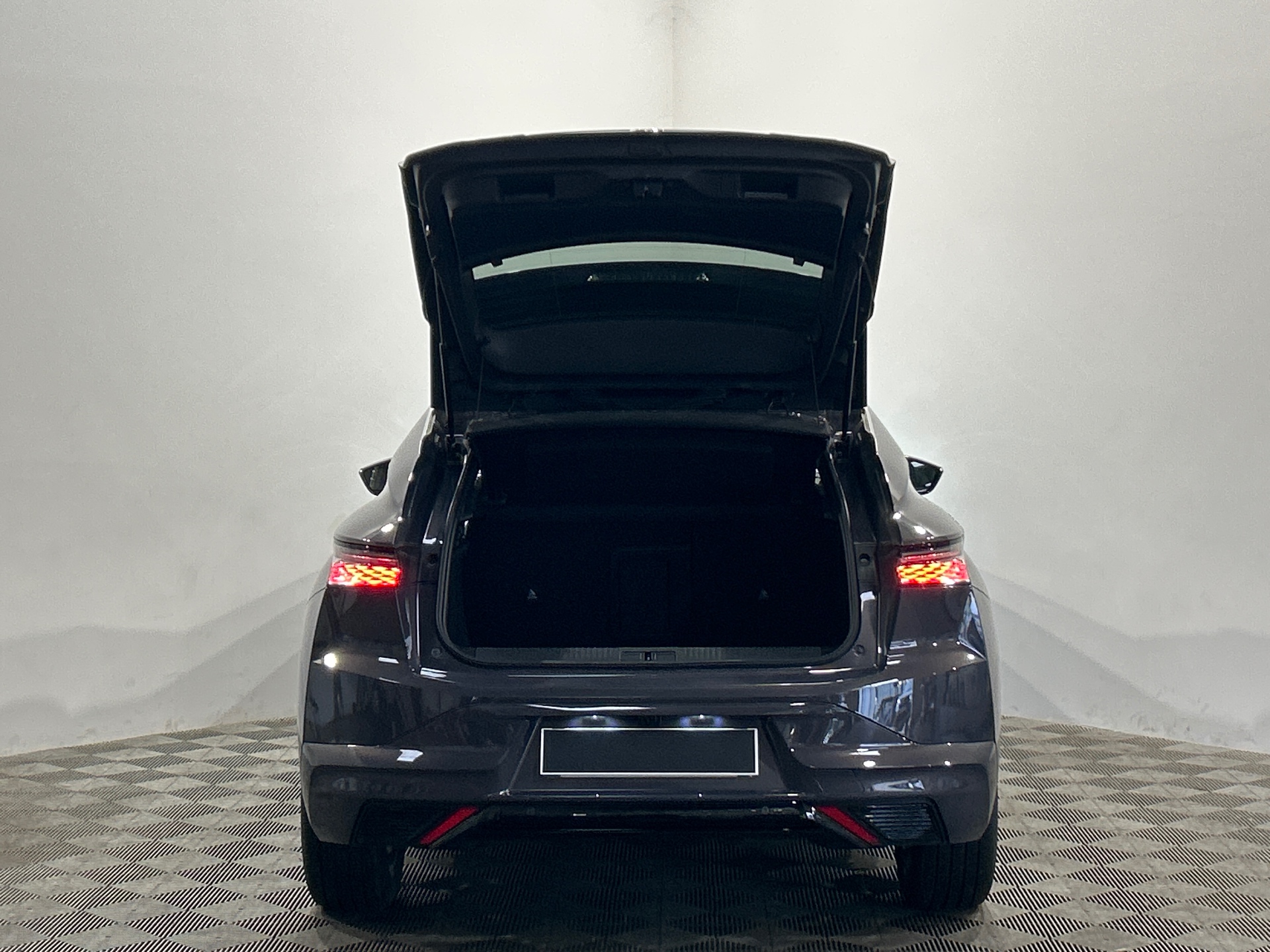 DS DS 4 4 HYBRIDE ÉTOILE  - ALCANTARA®