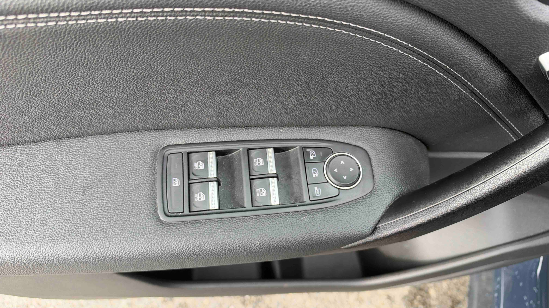 RENAULT CAPTUR E-Tech full hybrid 145 Techno