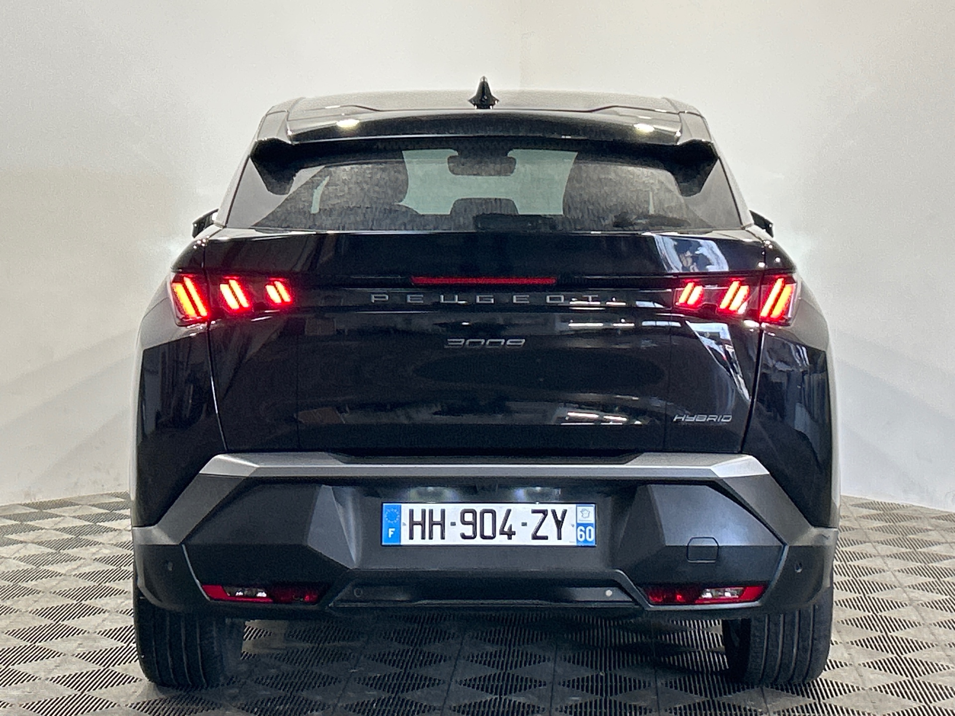 PEUGEOT 3008 Allure Hybrid 145 ch e-DCS6 — expertise