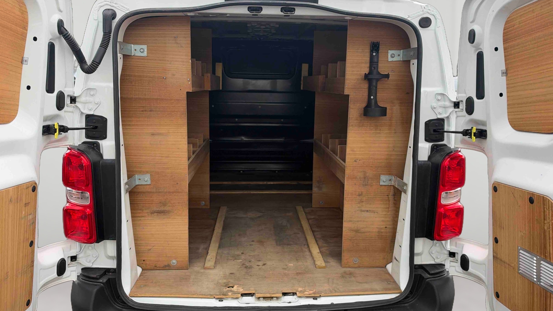 CITROEN JUMPY FOURGON FGN M BLUEHDI 145 S&S BVM6 CLUB