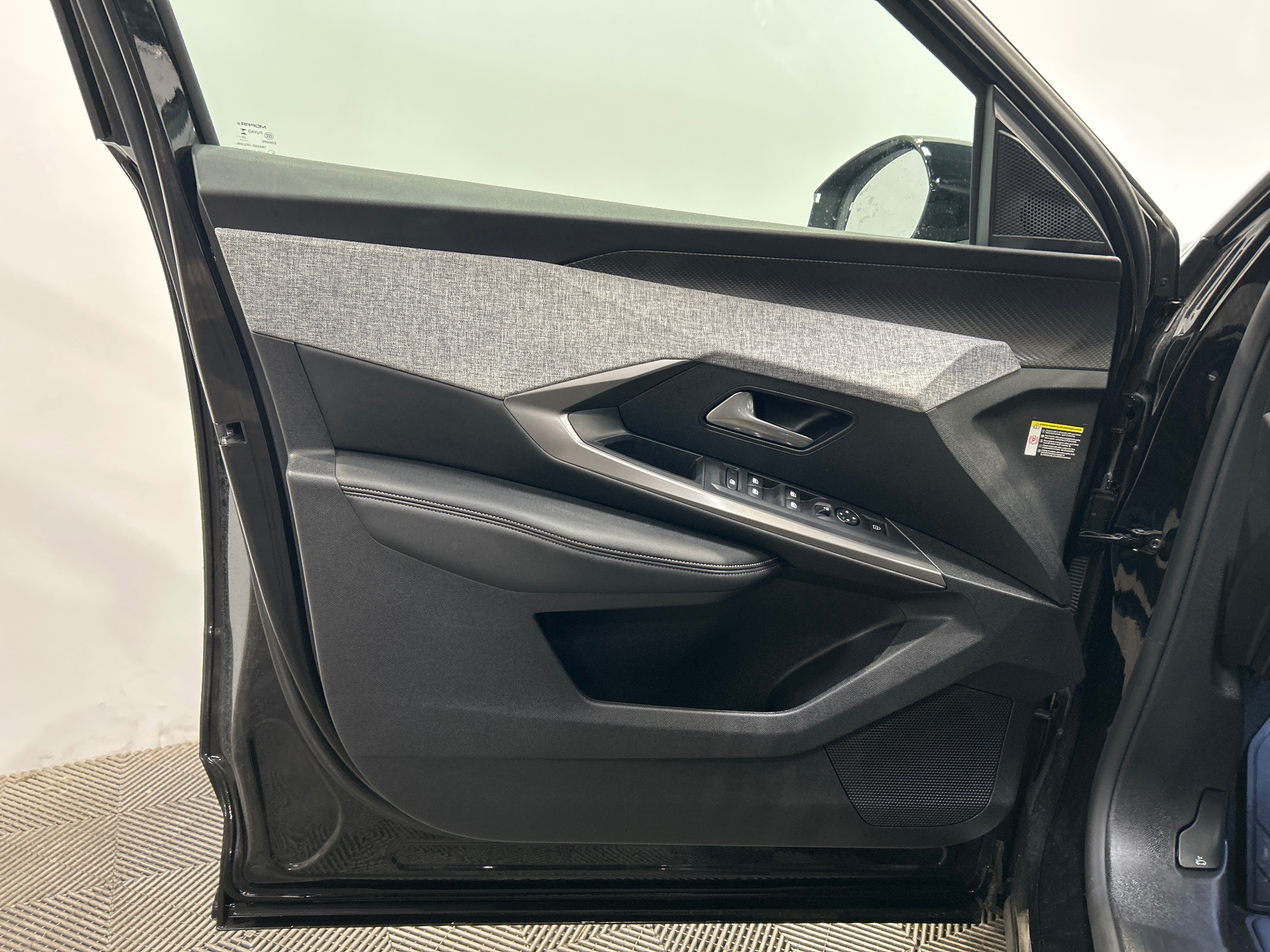 PEUGEOT 3008 Allure Hybrid 145 ch e-DCS6