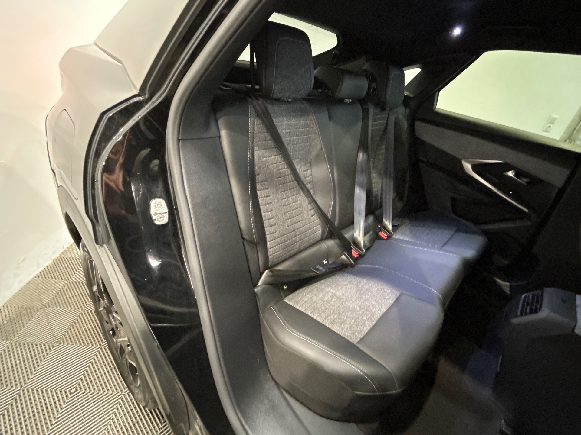 PEUGEOT 3008 Allure Hybrid 145 ch e-DCS6