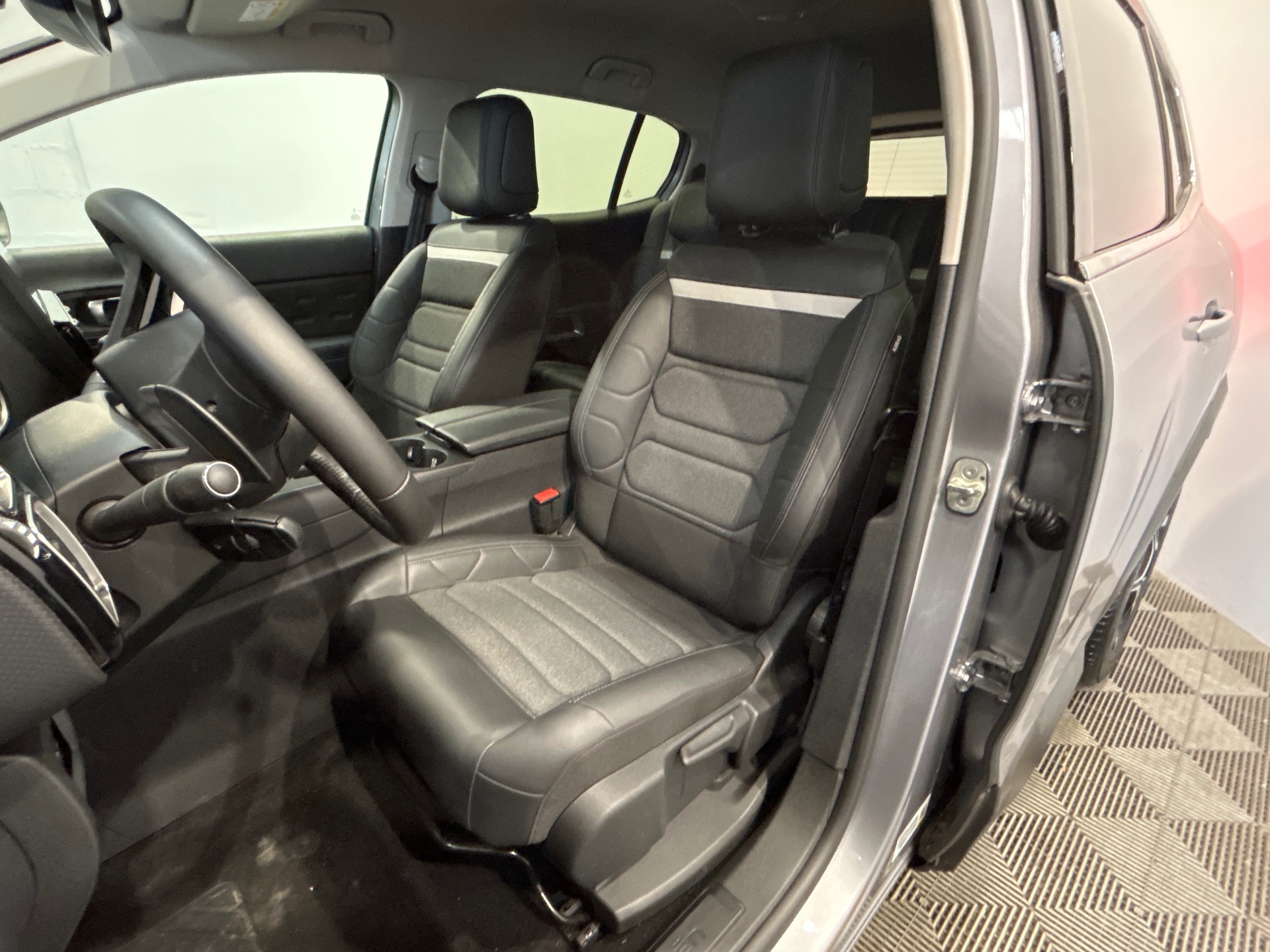 CITROEN C5 AIRCROSS Hybride 136 e-DCS6 Max