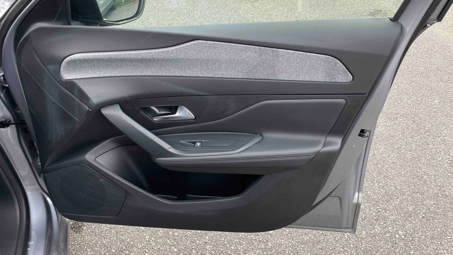 PEUGEOT 308 Hybrid 145 e-DCS6 Allure