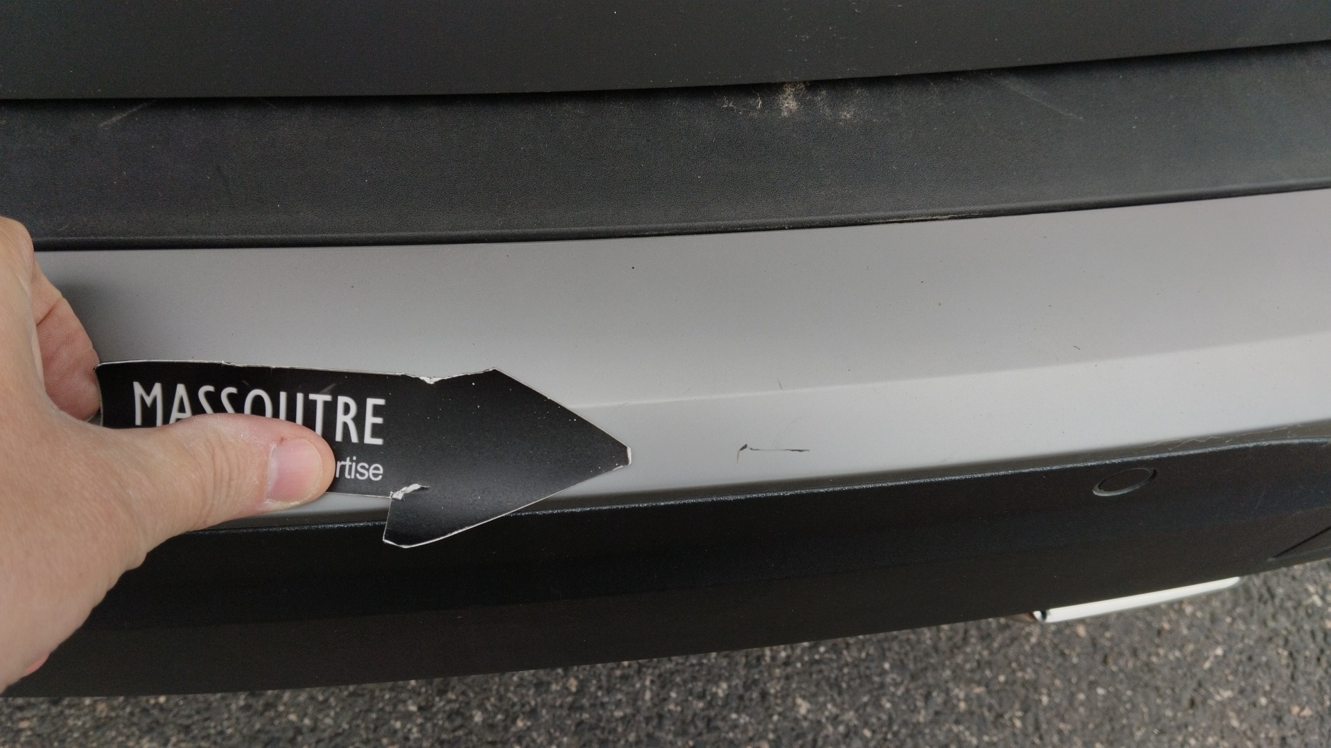 PEUGEOT 2008 Hybrid 145 ch e-DCS6 GT — expertise