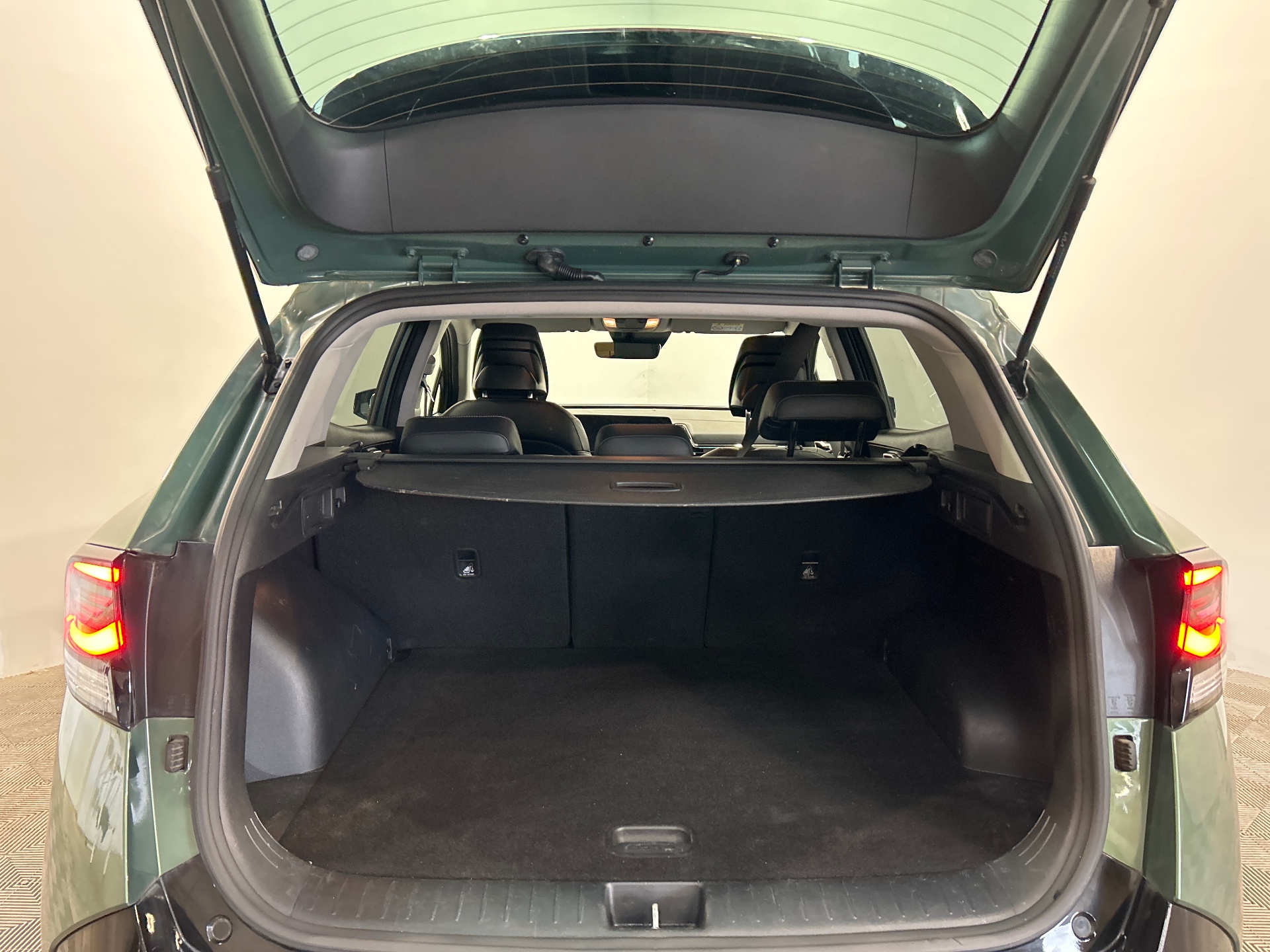 KIA SPORTAGE 1.6 T-GDi 230ch ISG Hybride BVA6 4x4 Design