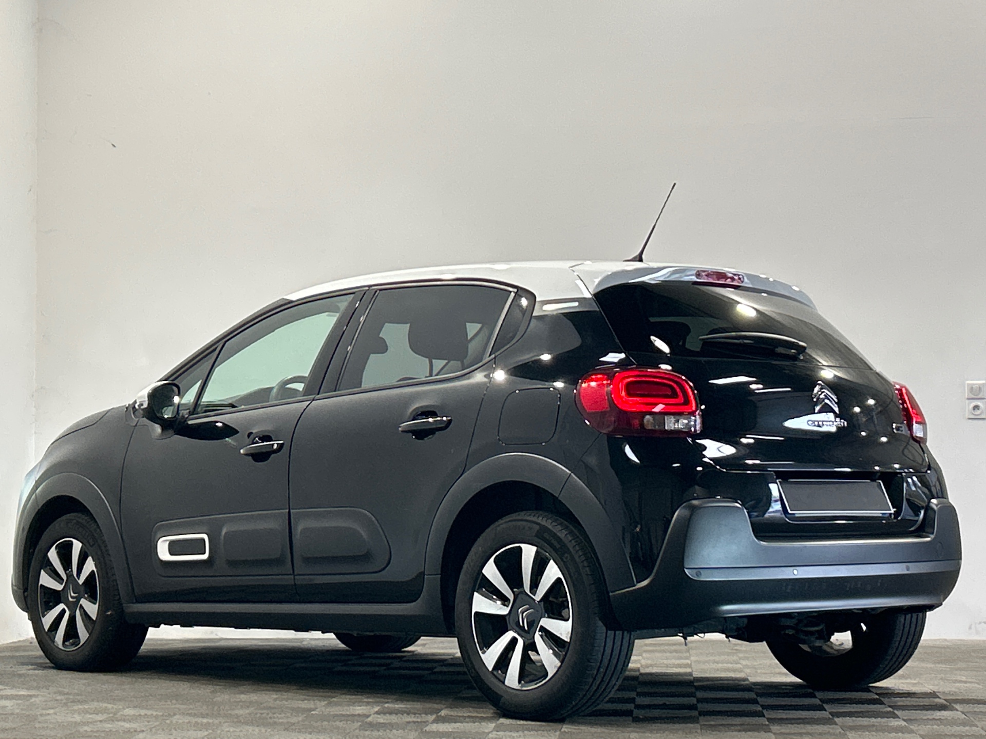 CITROEN C3 PT110 S&S BVM6 SHINE
