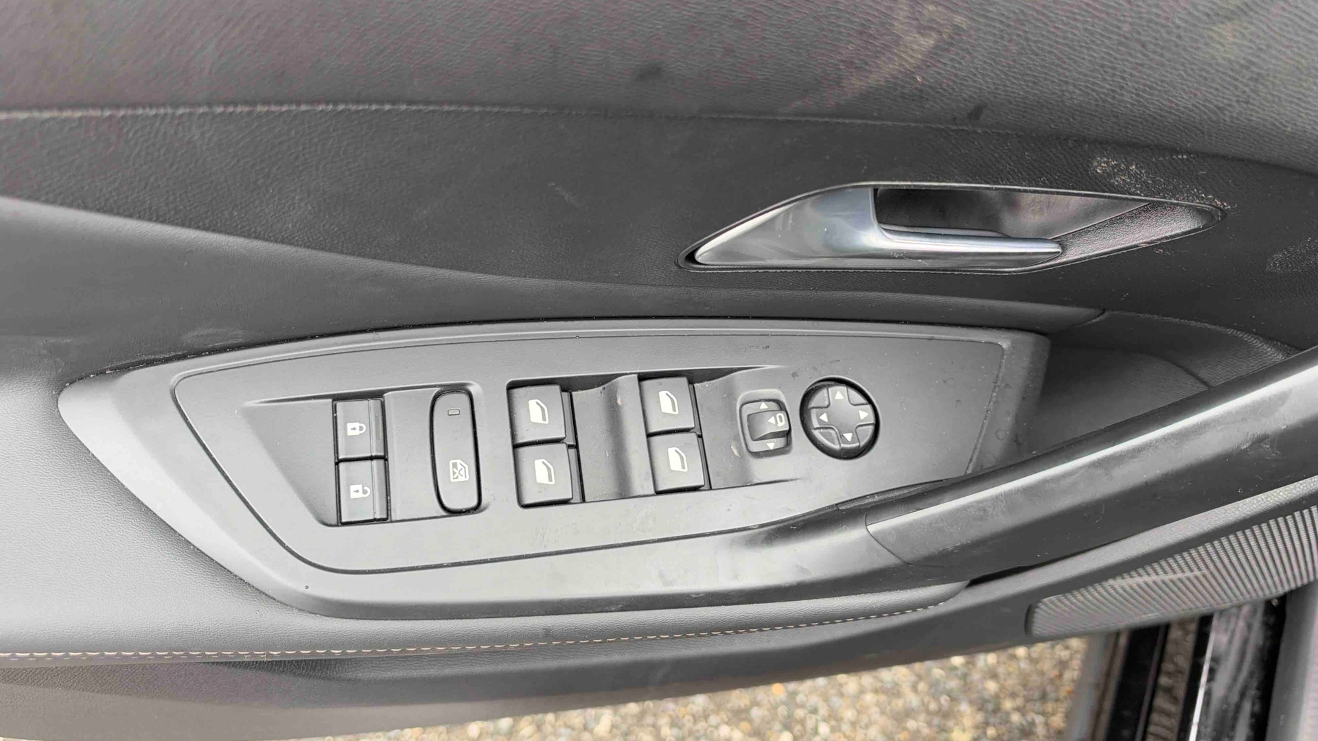 PEUGEOT 408 Allure Hybrid 145 ch e-DCS6