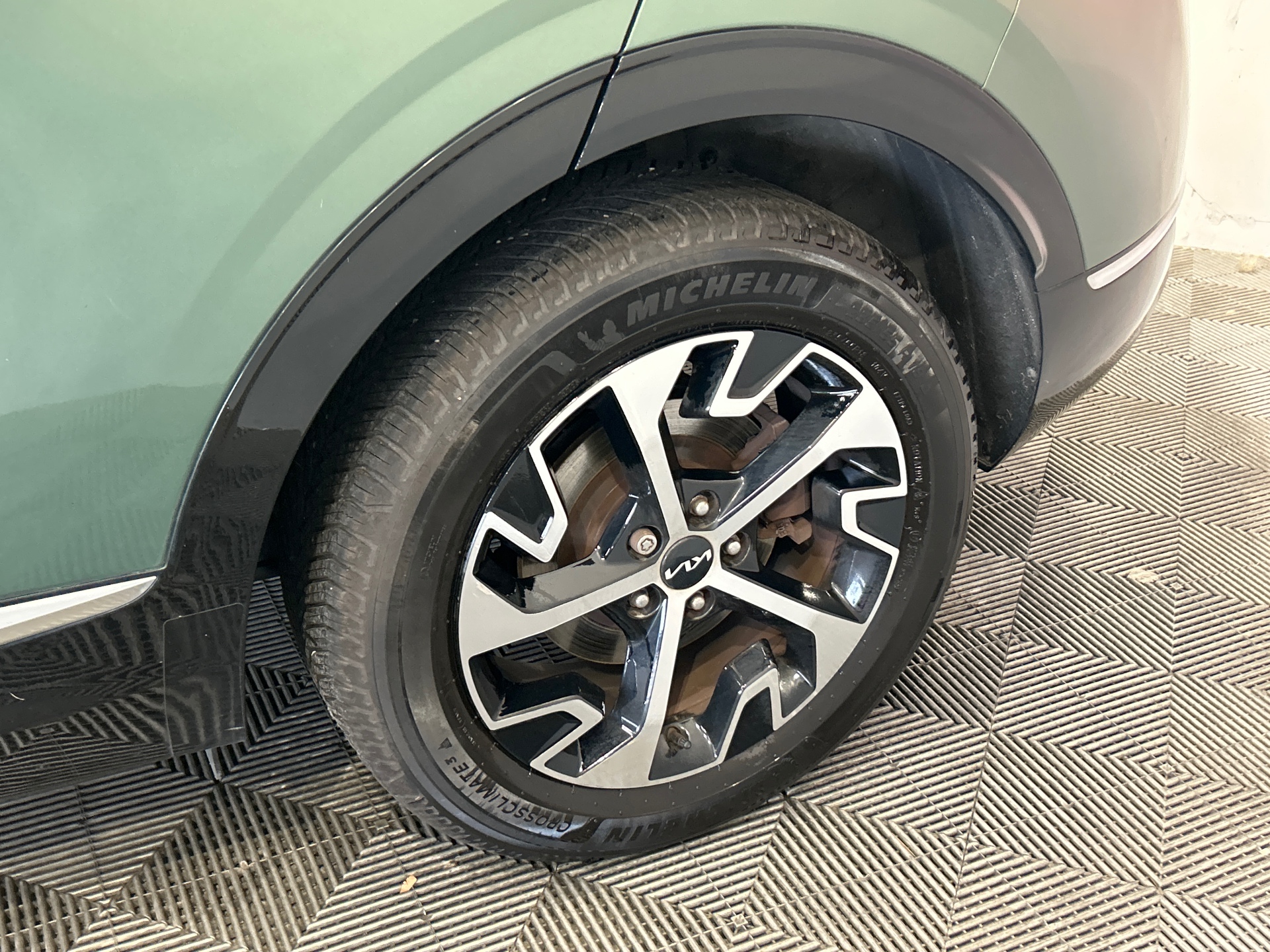 KIA SPORTAGE 1.6 T-GDi 230ch ISG Hybride BVA6 4x4 Design — expertise