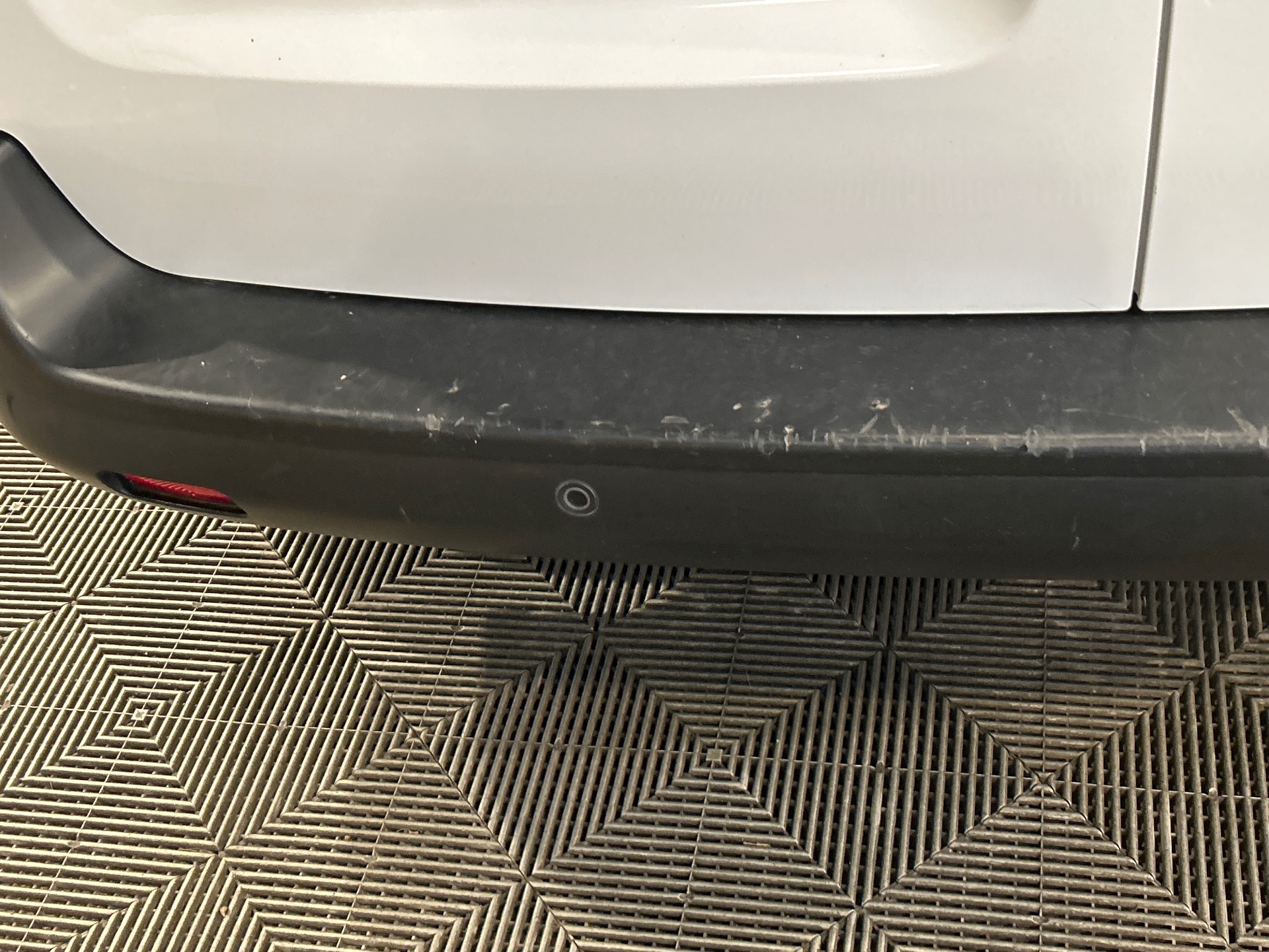 PEUGEOT EXPERT FOURGON Fourgon Taille M BlueHDi 120 S&S BVM6 — expertise