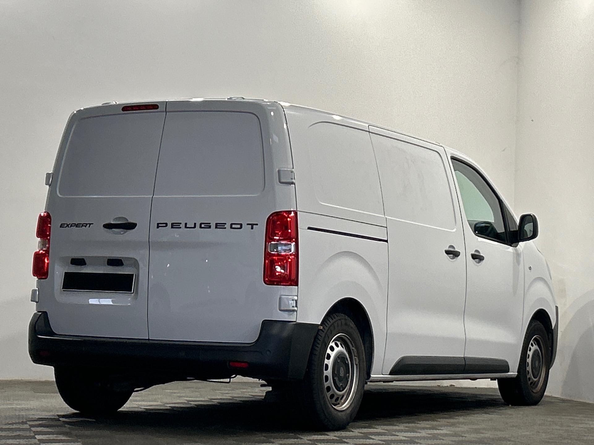 PEUGEOT EXPERT FOURGON Fourgon Taille M BlueHDi 120 S&S BVM6