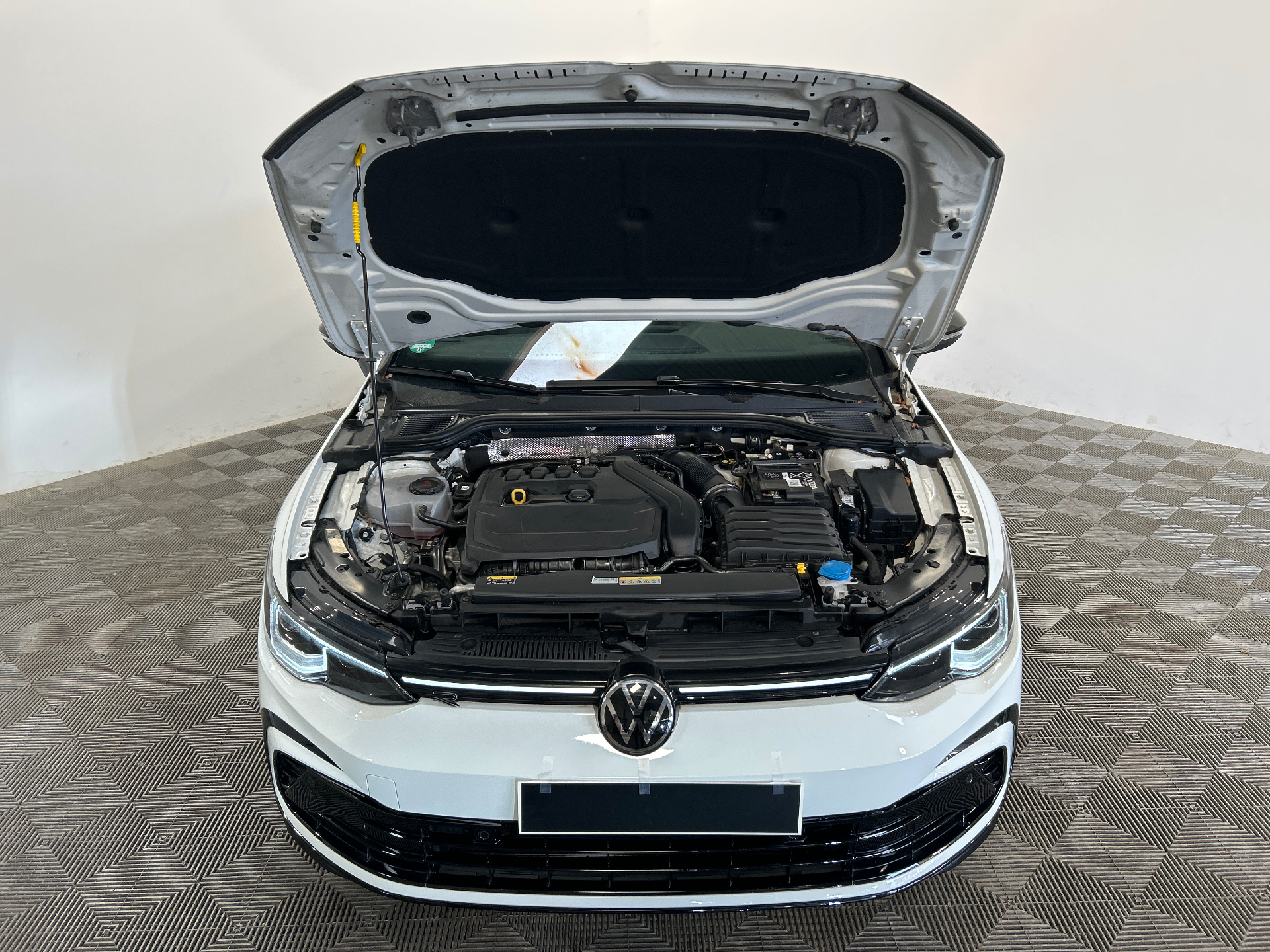VOLKSWAGEN GOLF 1.5 eTSI OPF 150 DSG7 R-Line — expertise