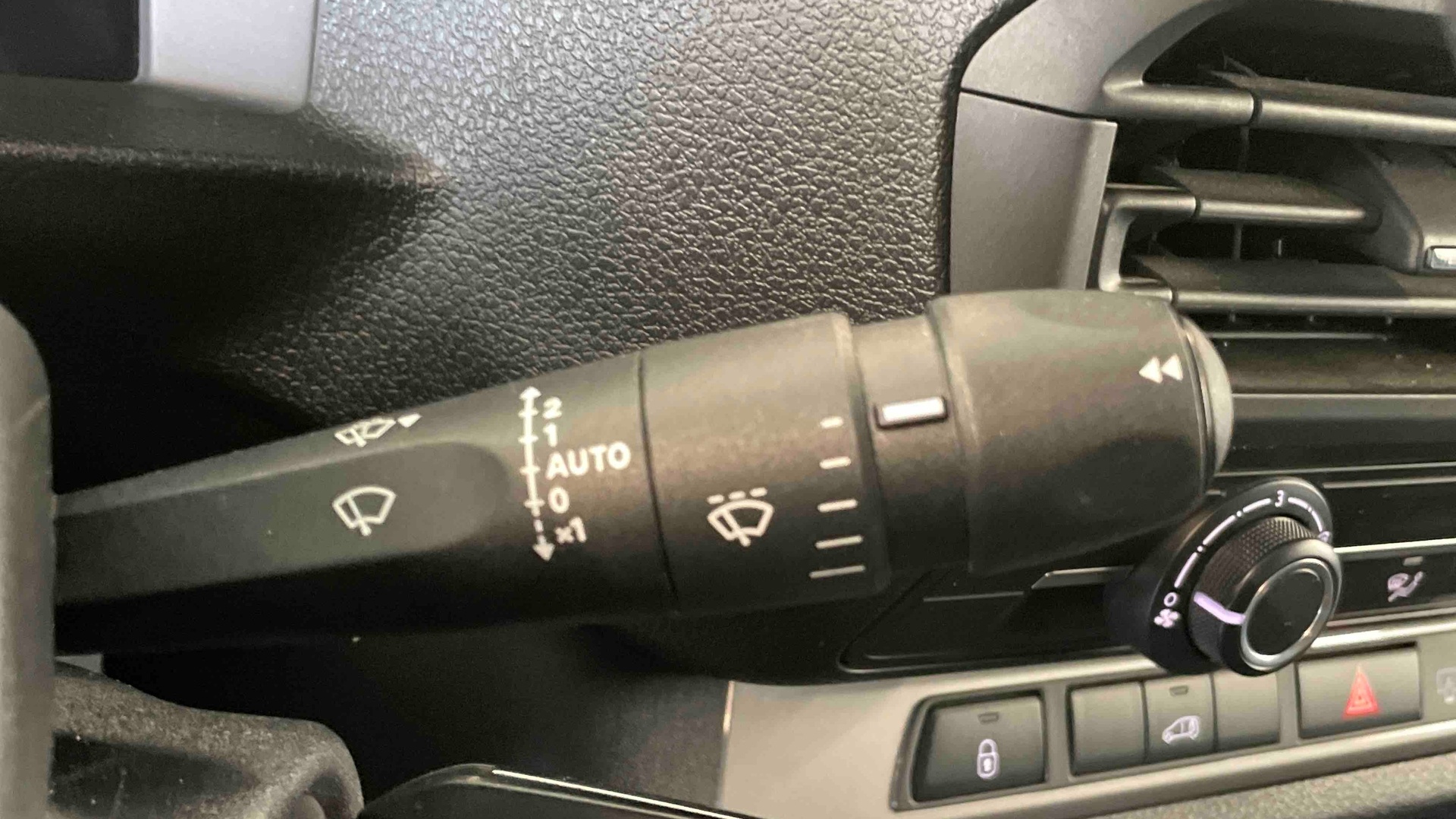 PEUGEOT EXPERT FOURGON Fourgon Taille M BlueHDi 120 S&S BVM6