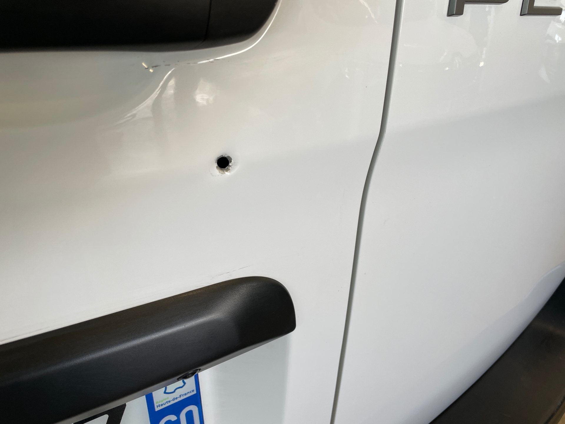 PEUGEOT EXPERT FOURGON Fourgon Taille M BlueHDi 120 S&S BVM6 — expertise