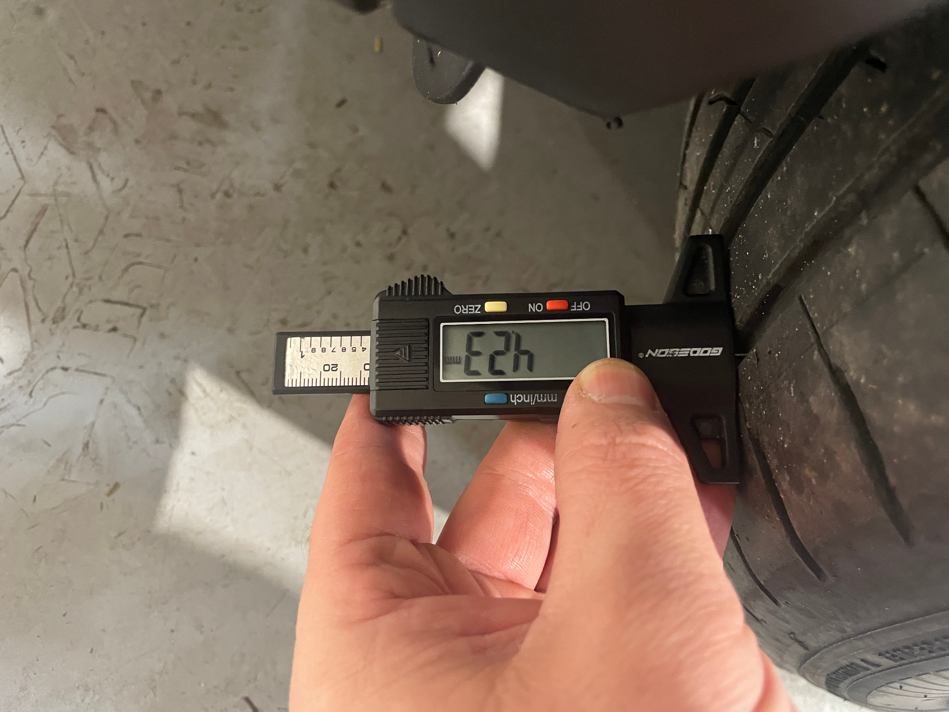 PEUGEOT 2008 PureTech 100 S&S BVM6 Allure — expertise