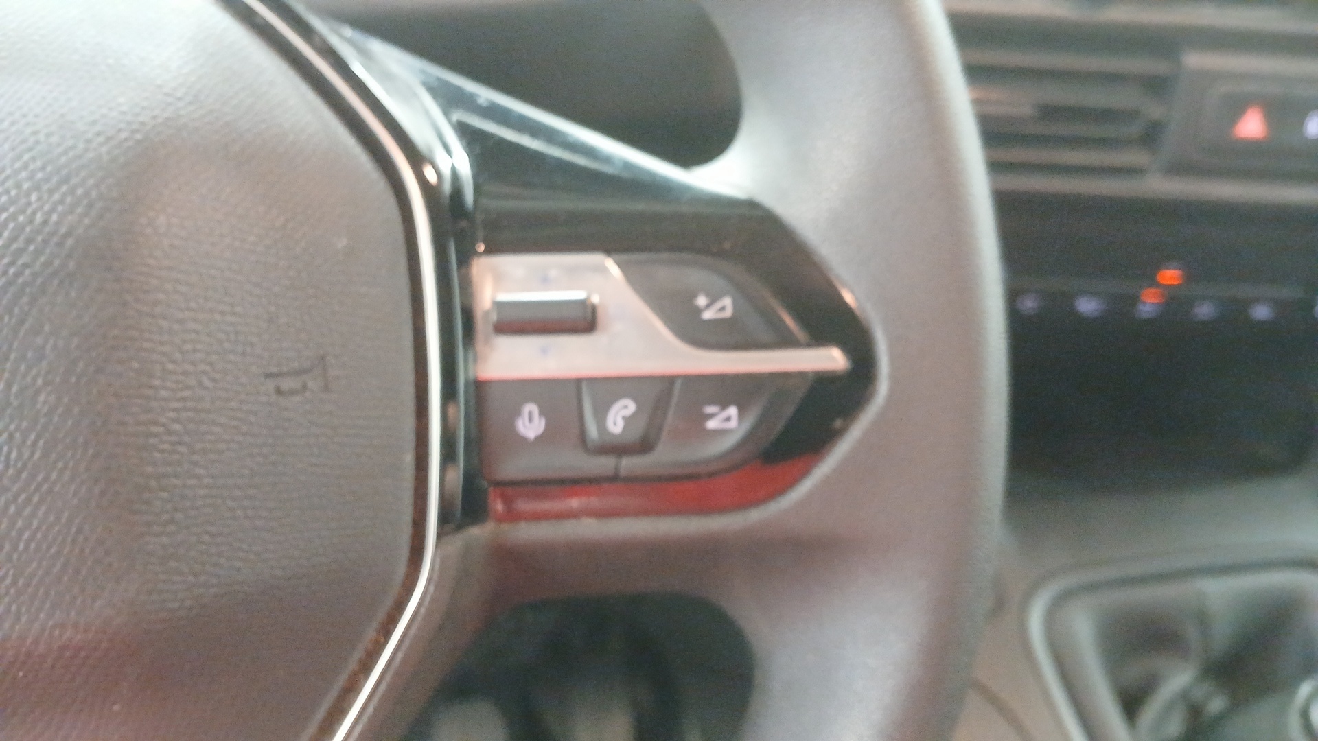 PEUGEOT PARTNER FOURGON Fourgon Taille M 650 kg BlueHDi 100 S&S BVM6